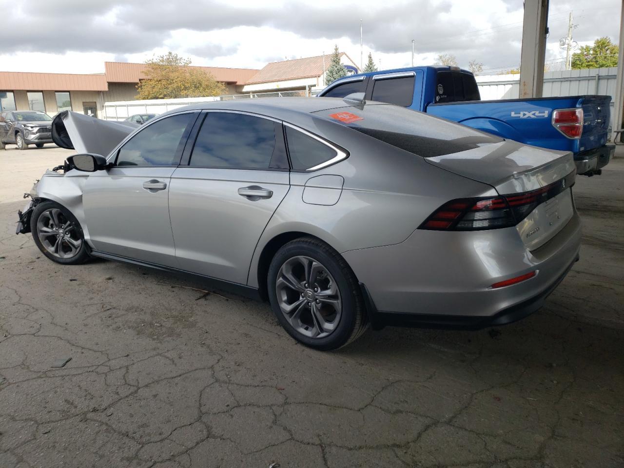 2024 HONDA ACCORD EX - Фото 2