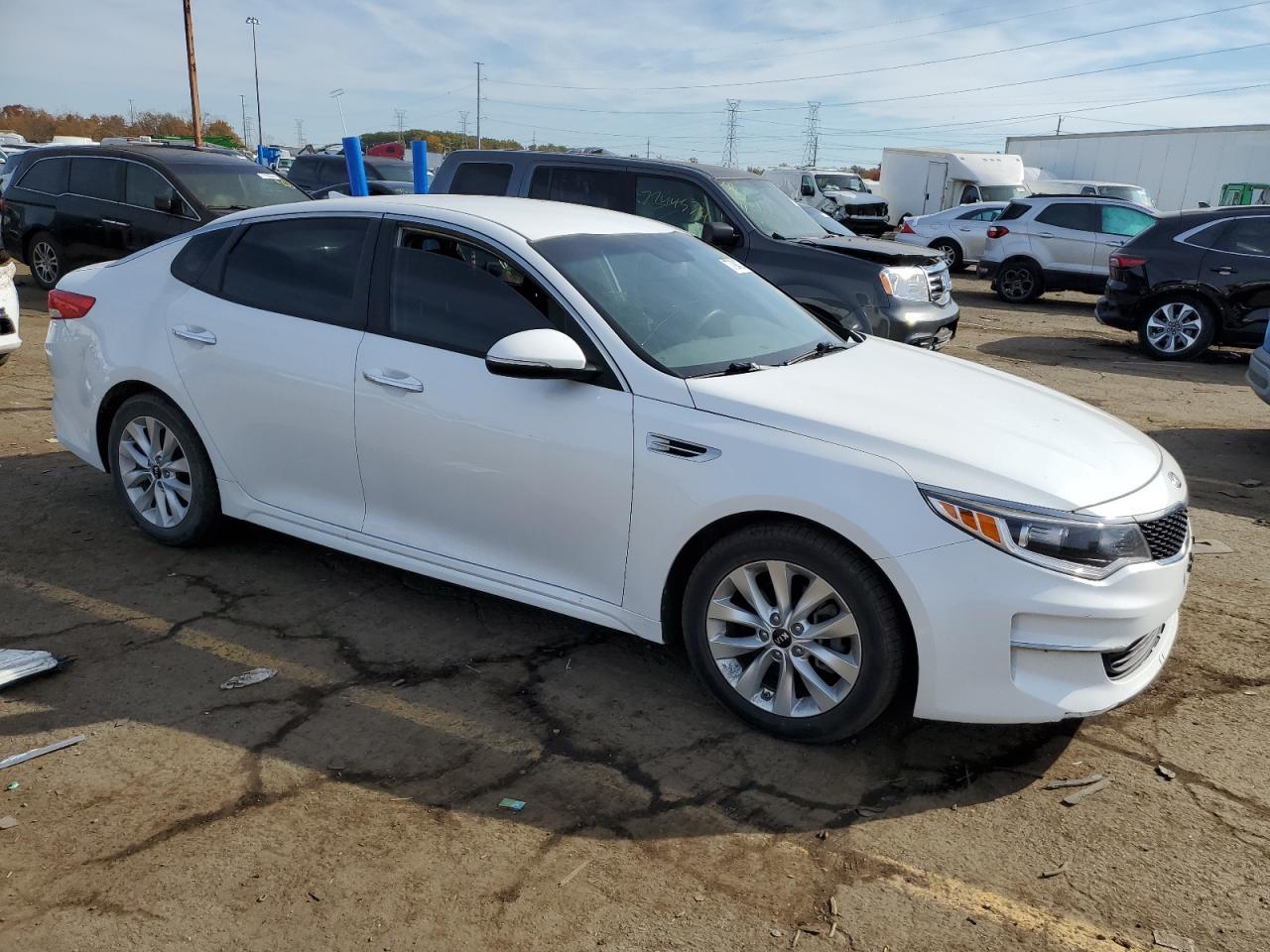 2016 KIA OPTIMA LX - Фото 4