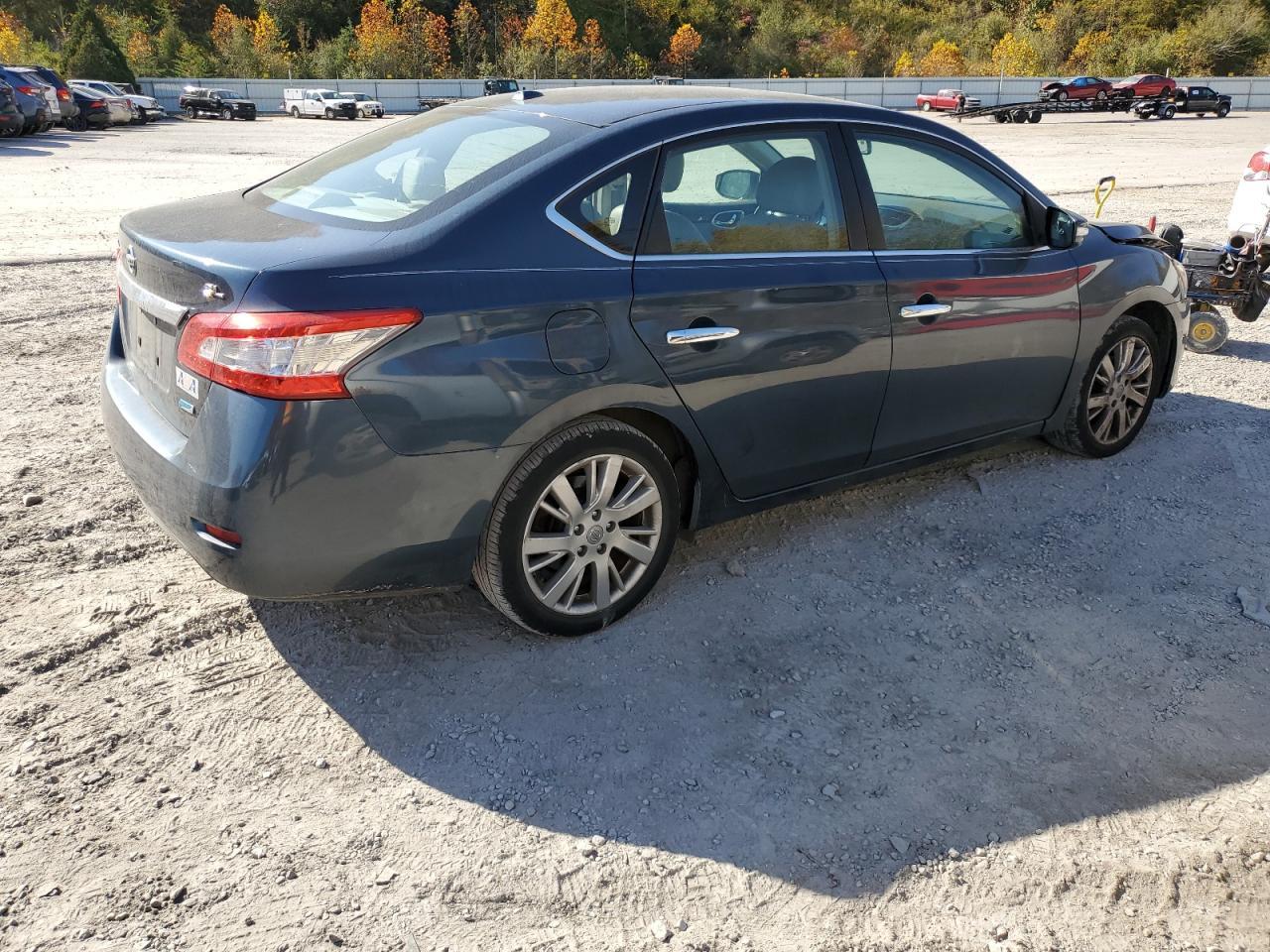 2013 NISSAN SENTRA S - Фото 3