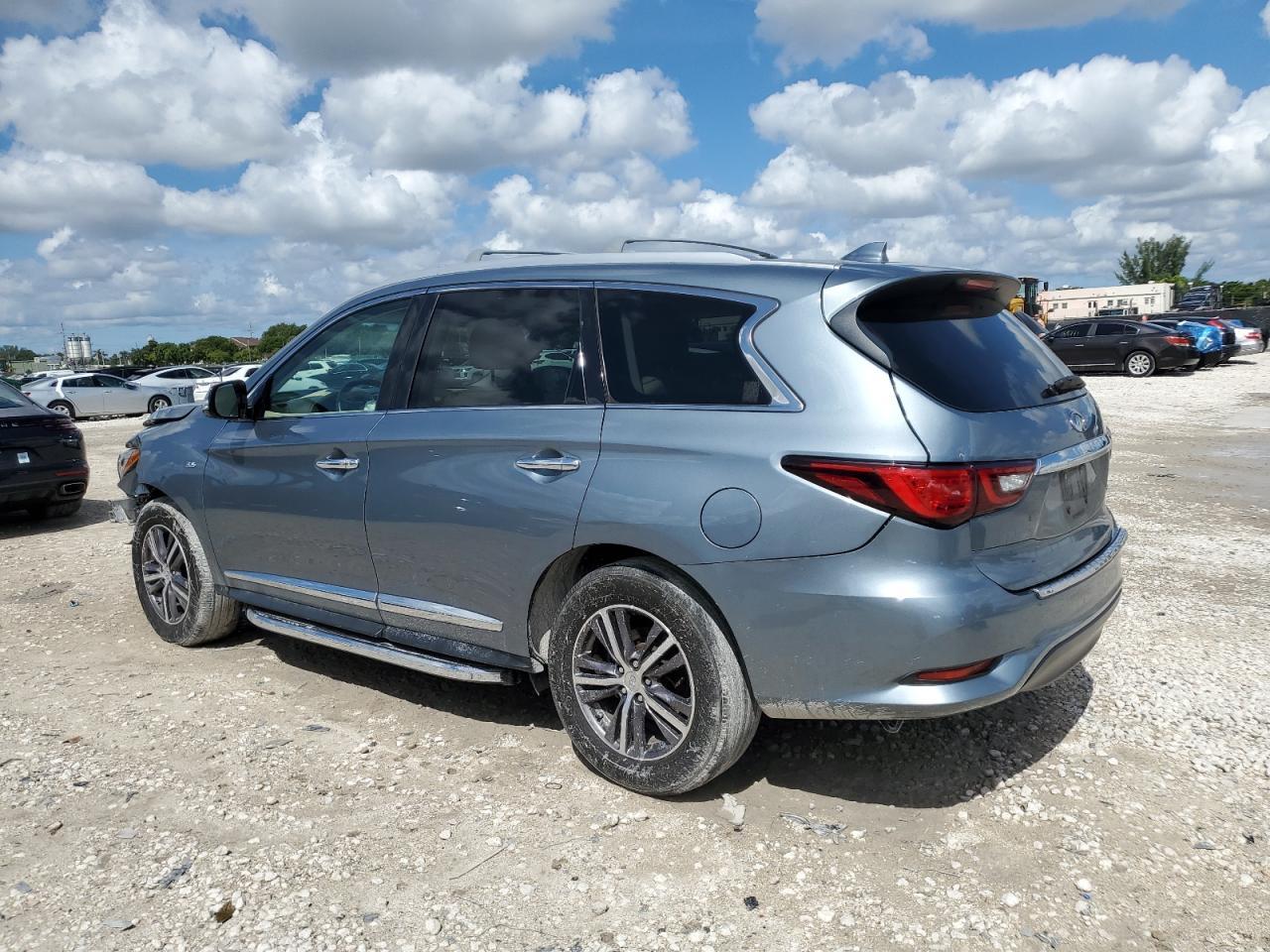 2019 INFINITI QX60 LUXE - Фото 2