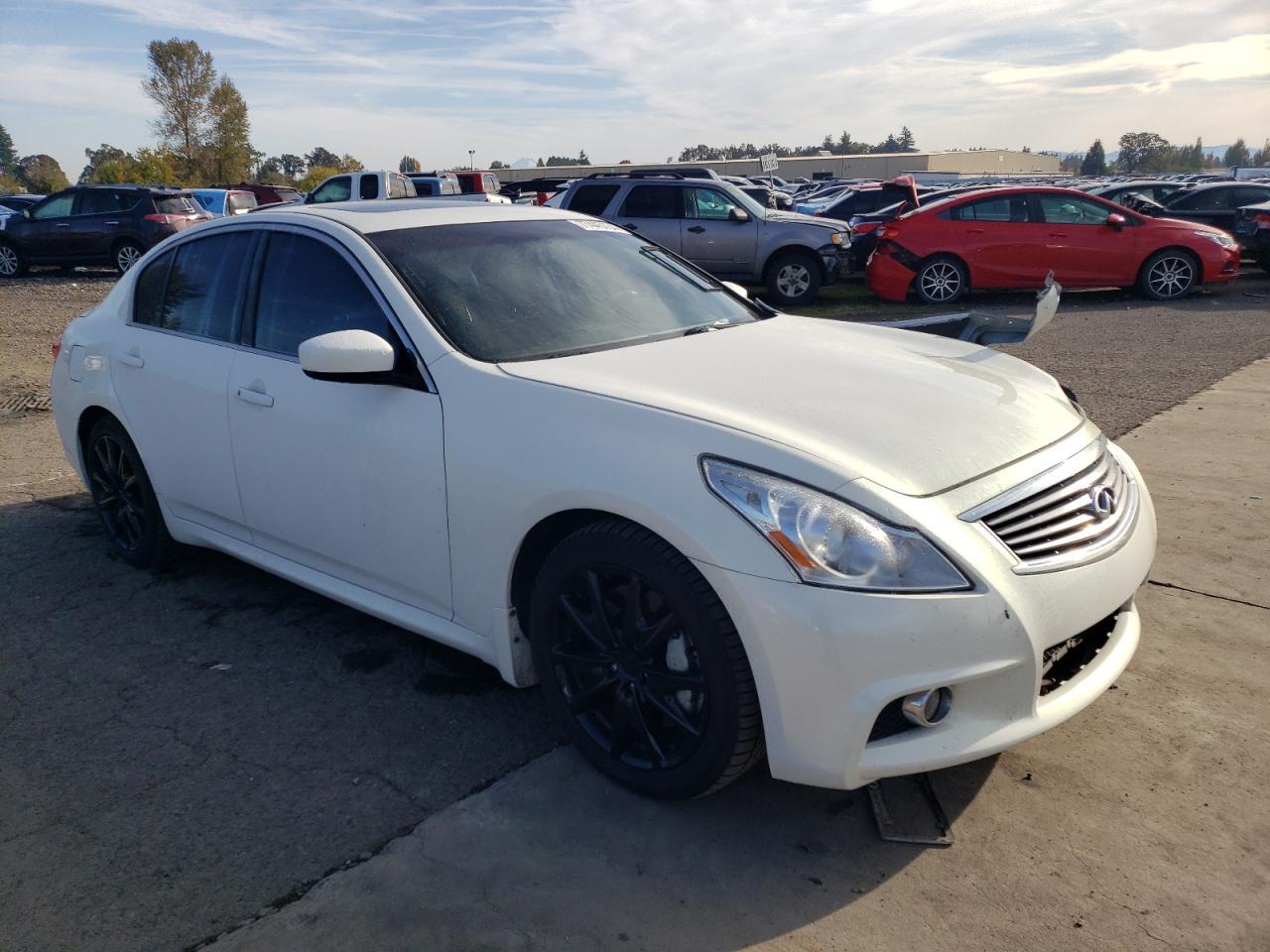2012 INFINITI G37 BASE - Image 4