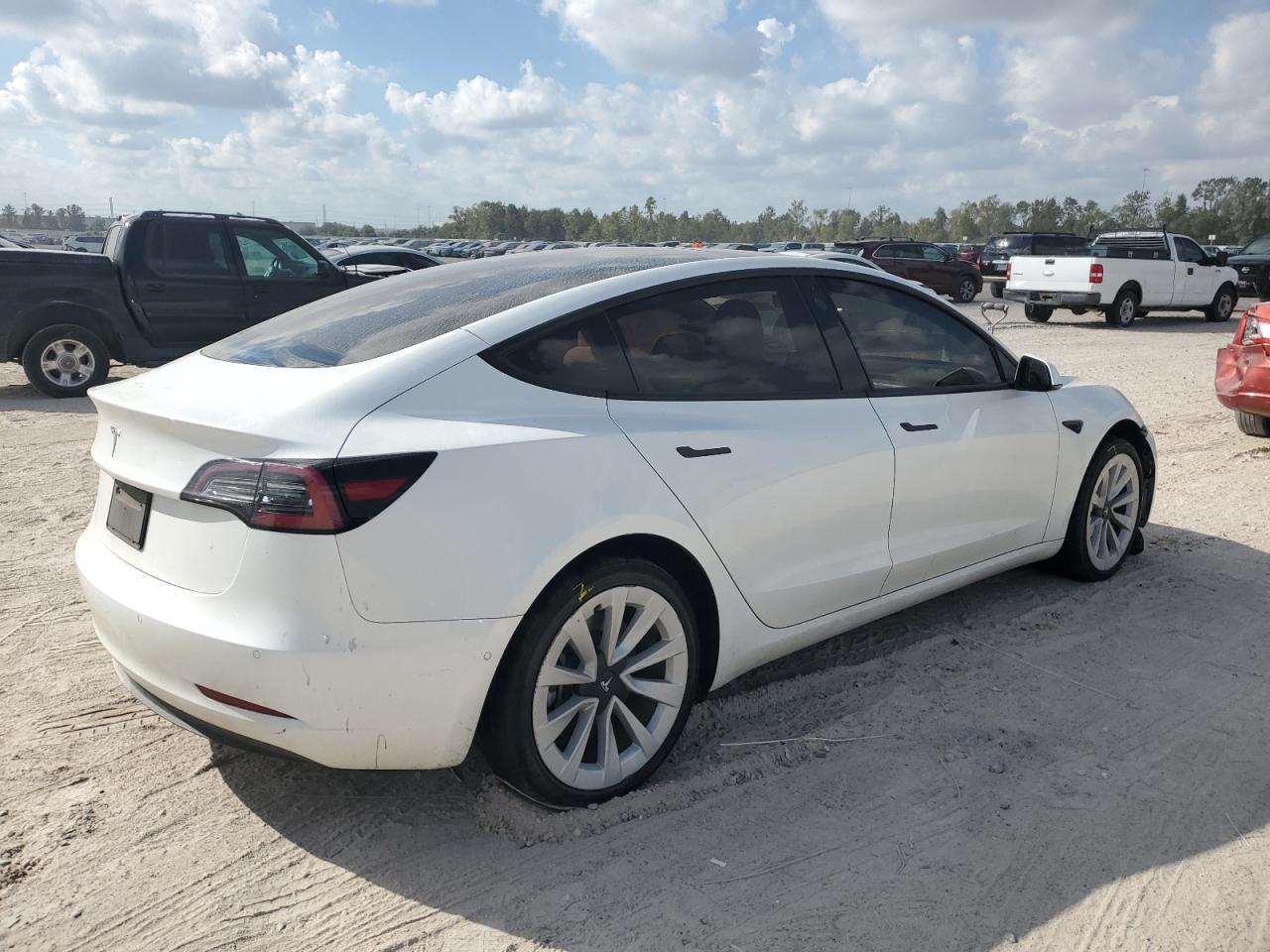 2021 TESLA MODEL 3 - Image 3