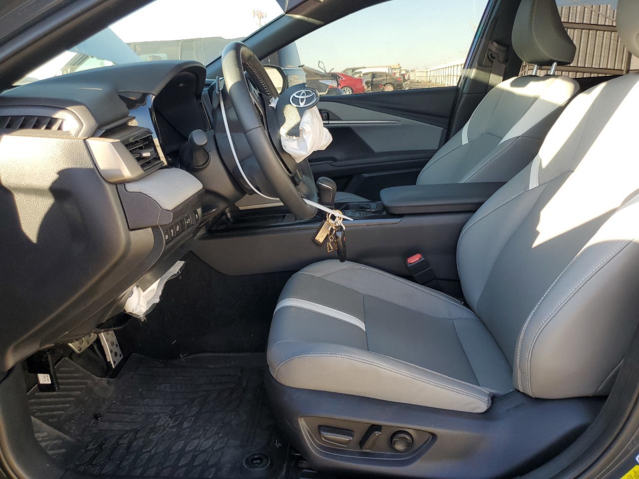 2025 TOYOTA CAMRY XSE - Фото 7