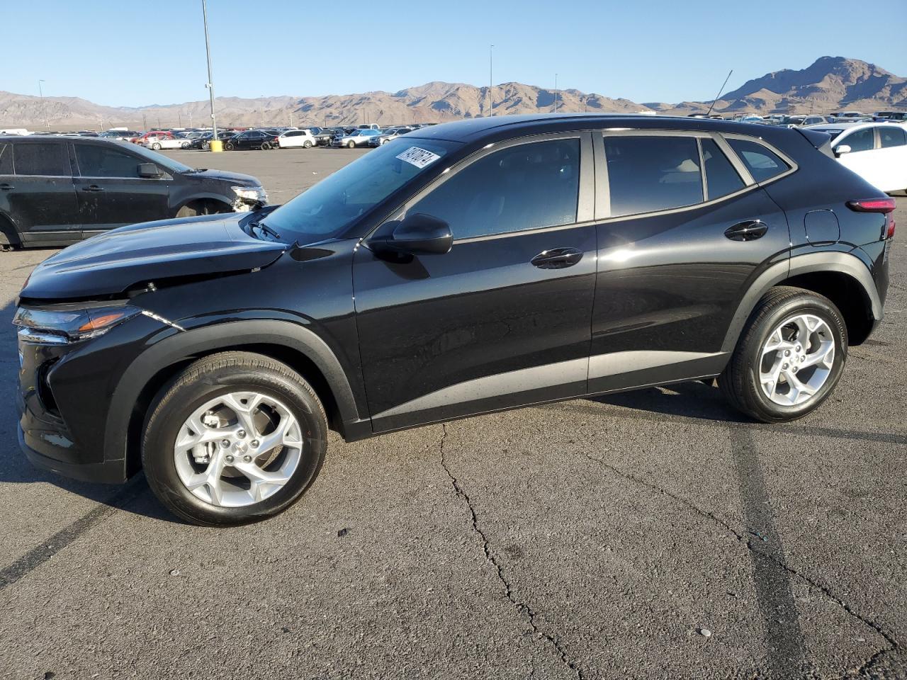 2024 CHEVROLET TRAX LS