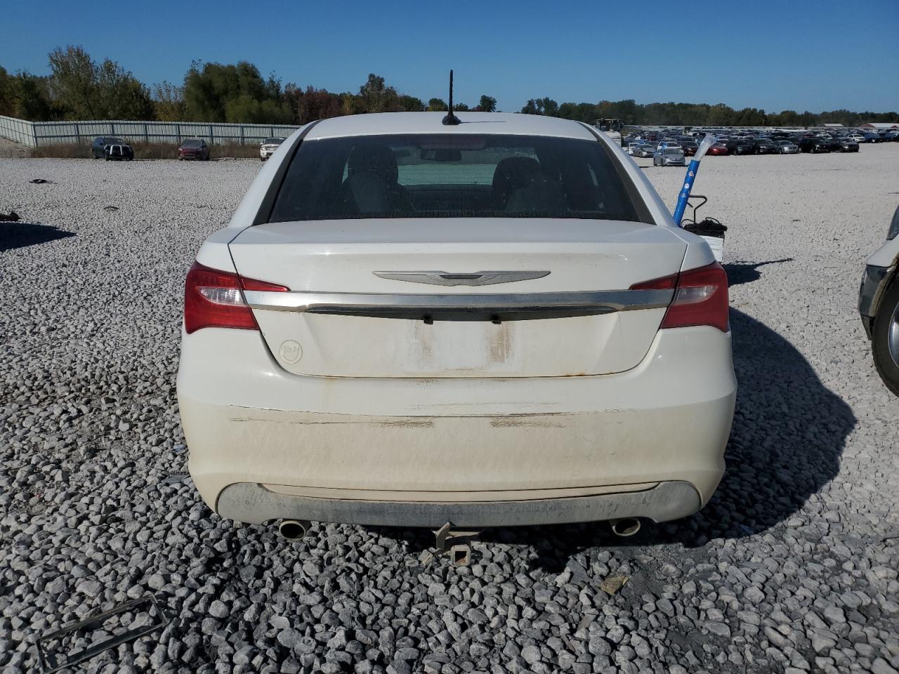 2012 CHRYSLER 200 LIMITE - Image 6