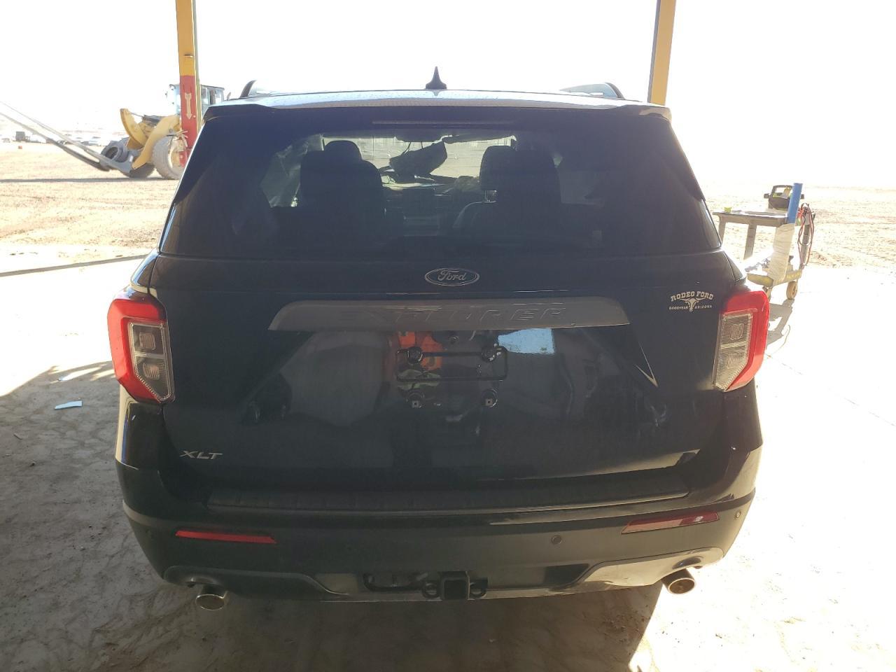 2022 FORD EXPLORER X - Image 6