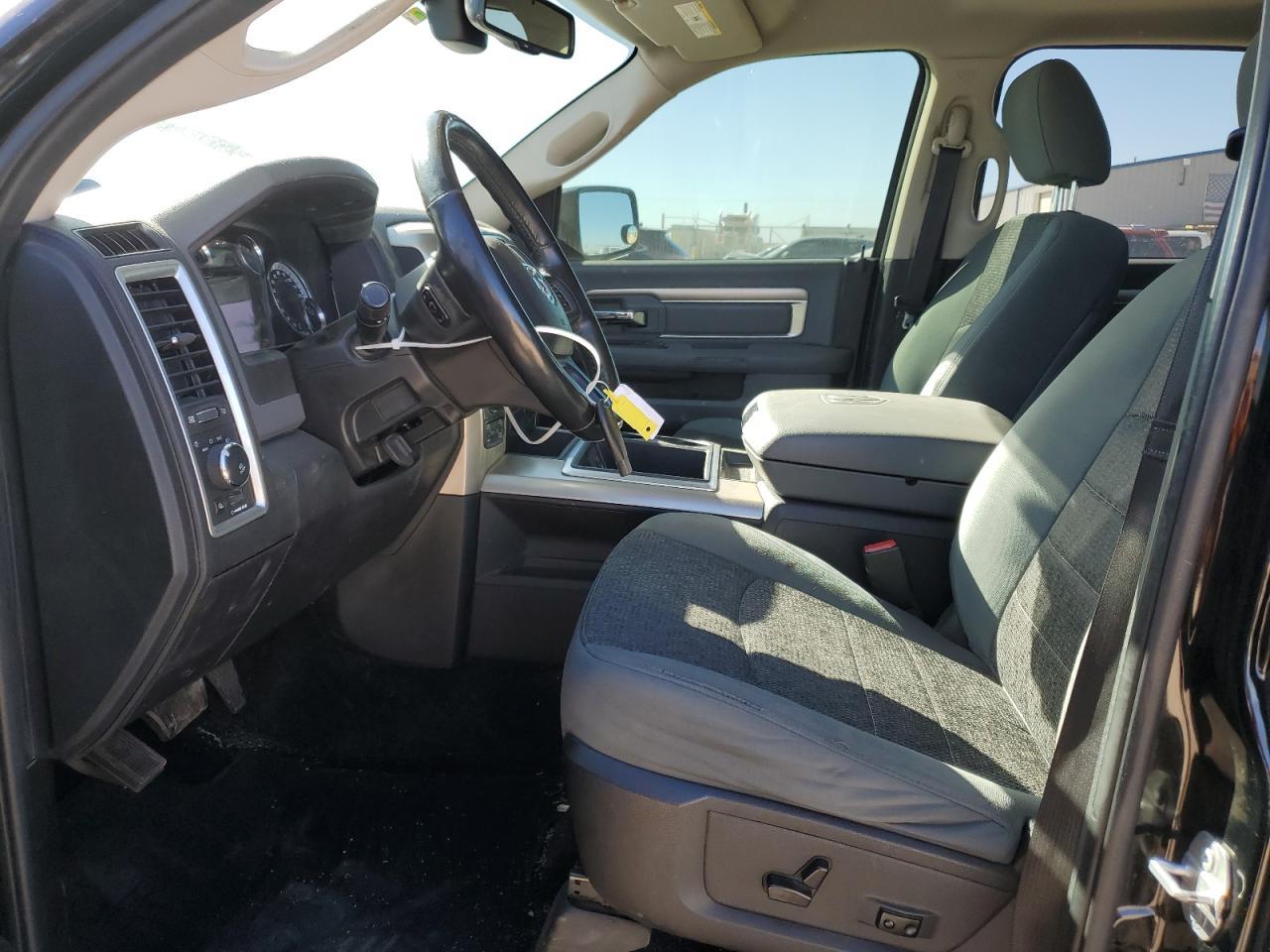 2015 RAM 1500 SLT - Image 7