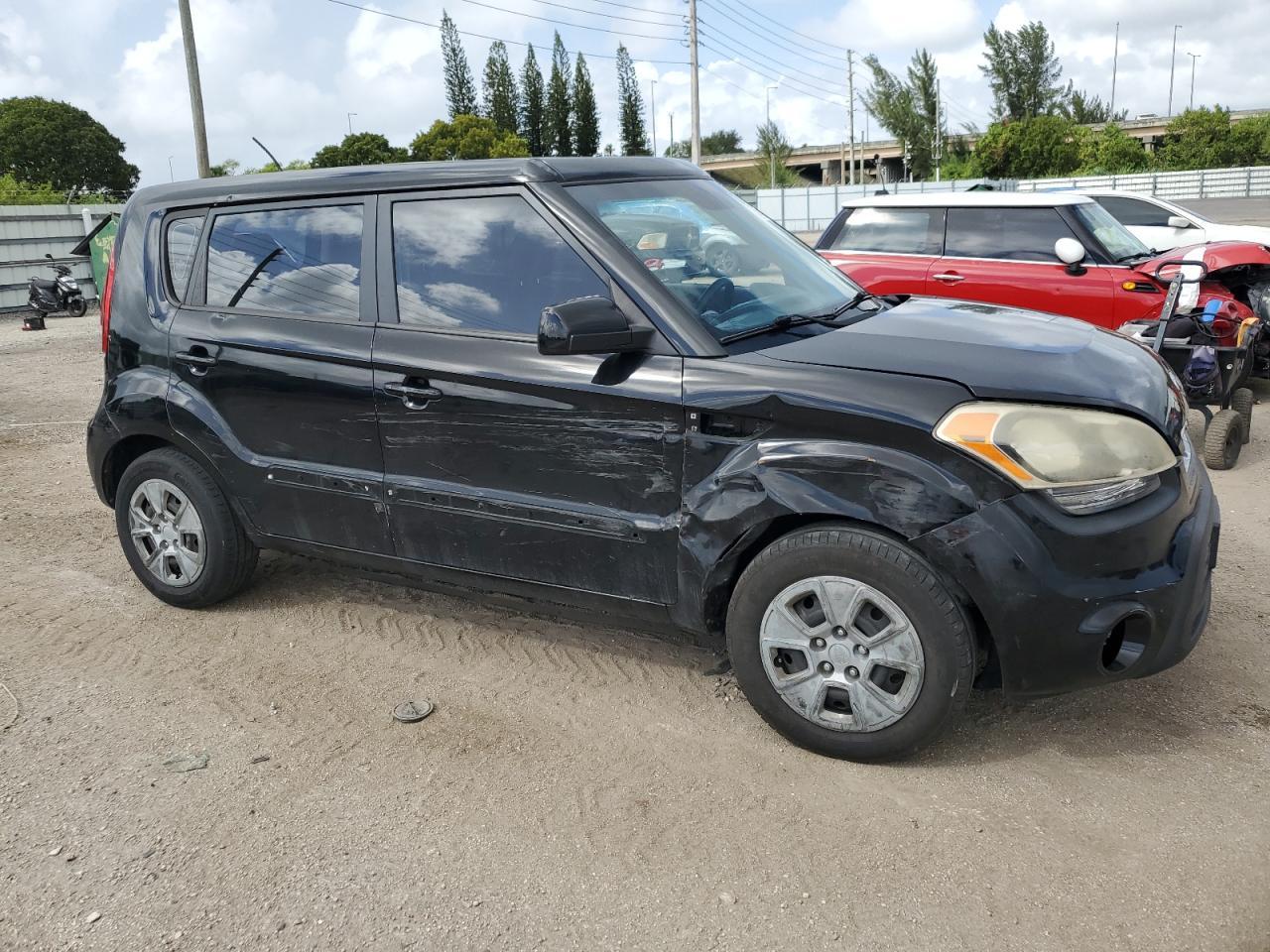 2013 KIA SOUL - Image 4