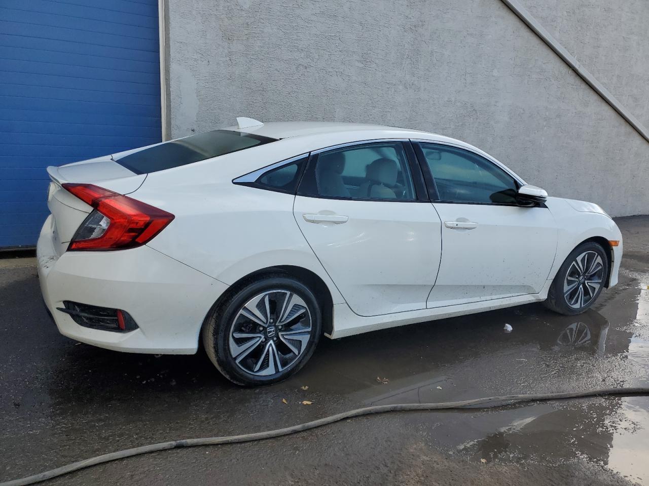 2018 HONDA CIVIC EX - Image 3