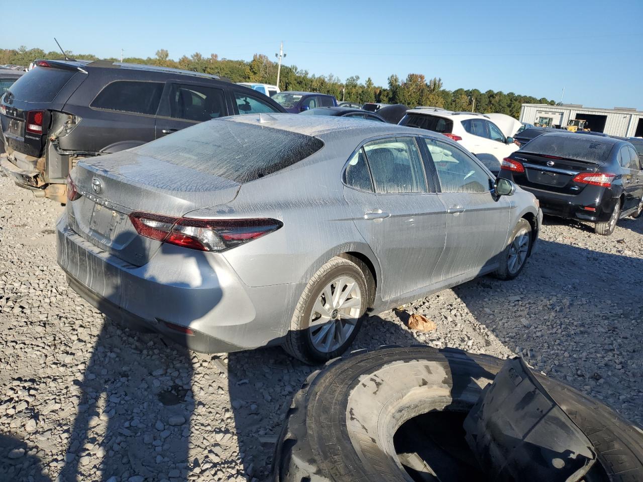 2024 TOYOTA CAMRY LE - Image 3