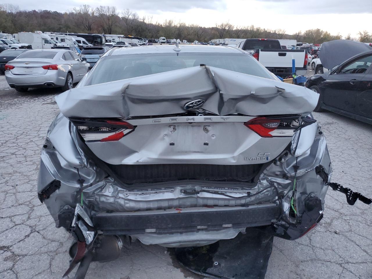2023 TOYOTA CAMRY LE - Фото 6