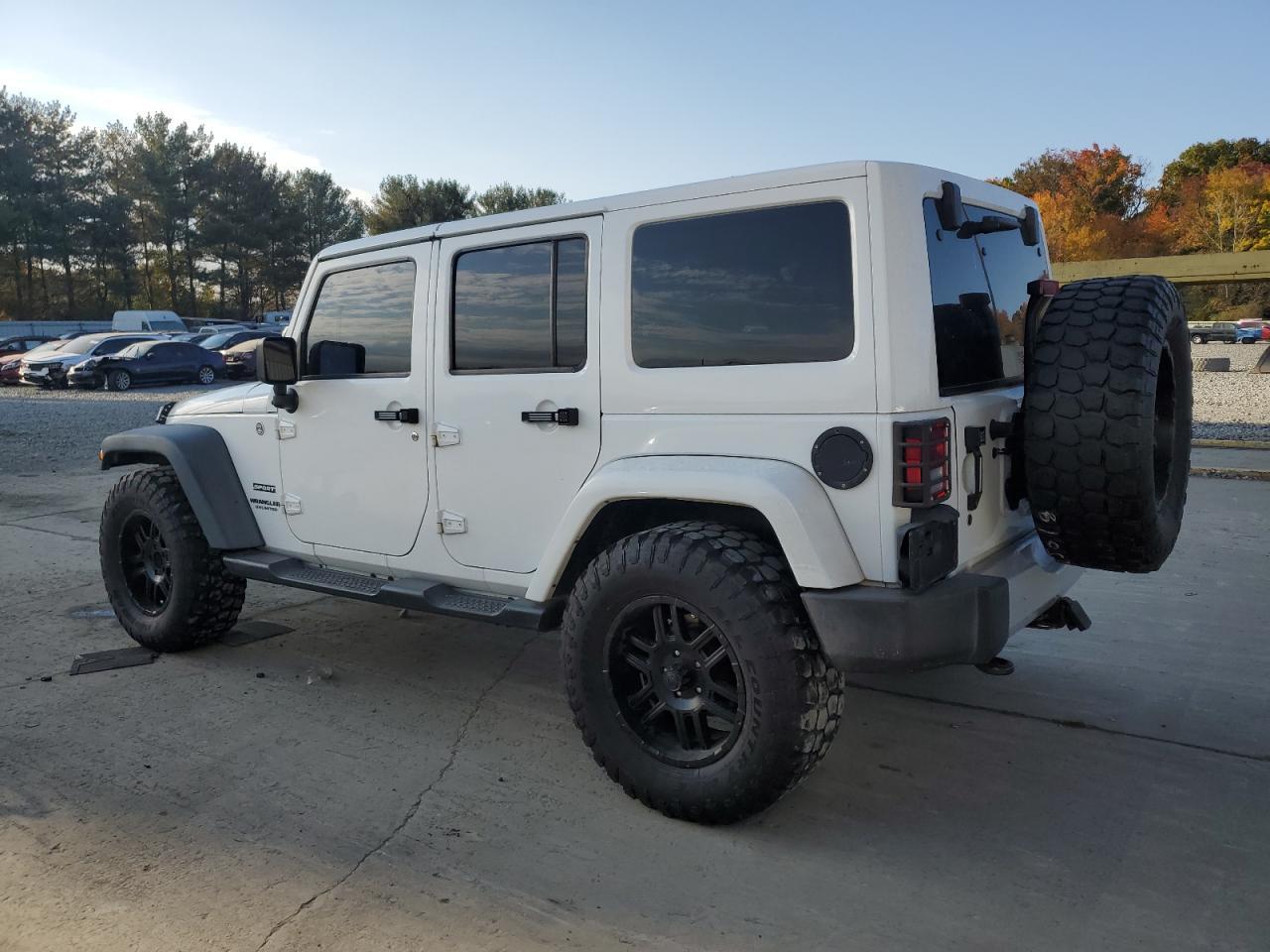2015 JEEP WRANGLER U - Image 2