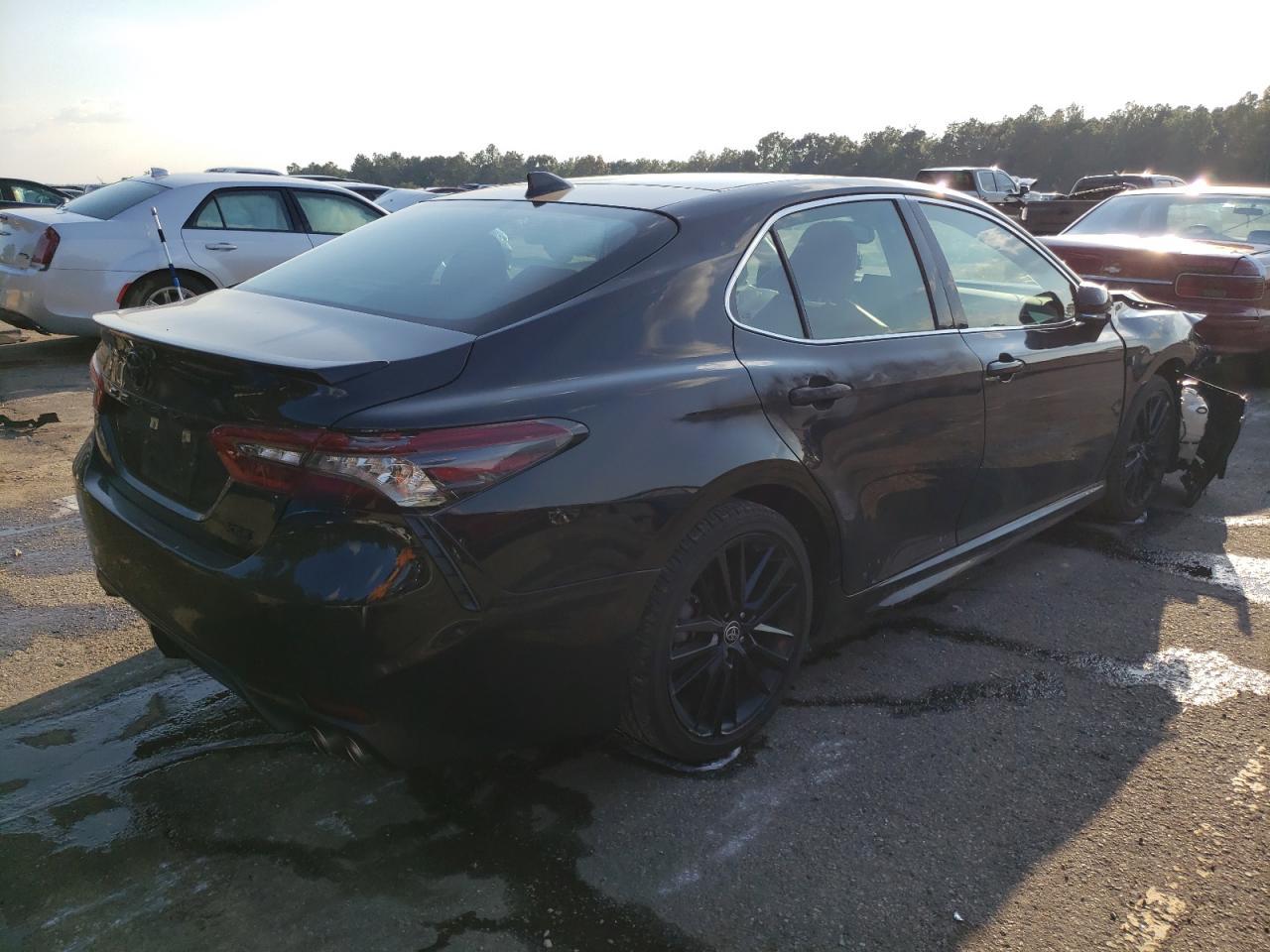 2022 TOYOTA CAMRY XSE - Фото 3