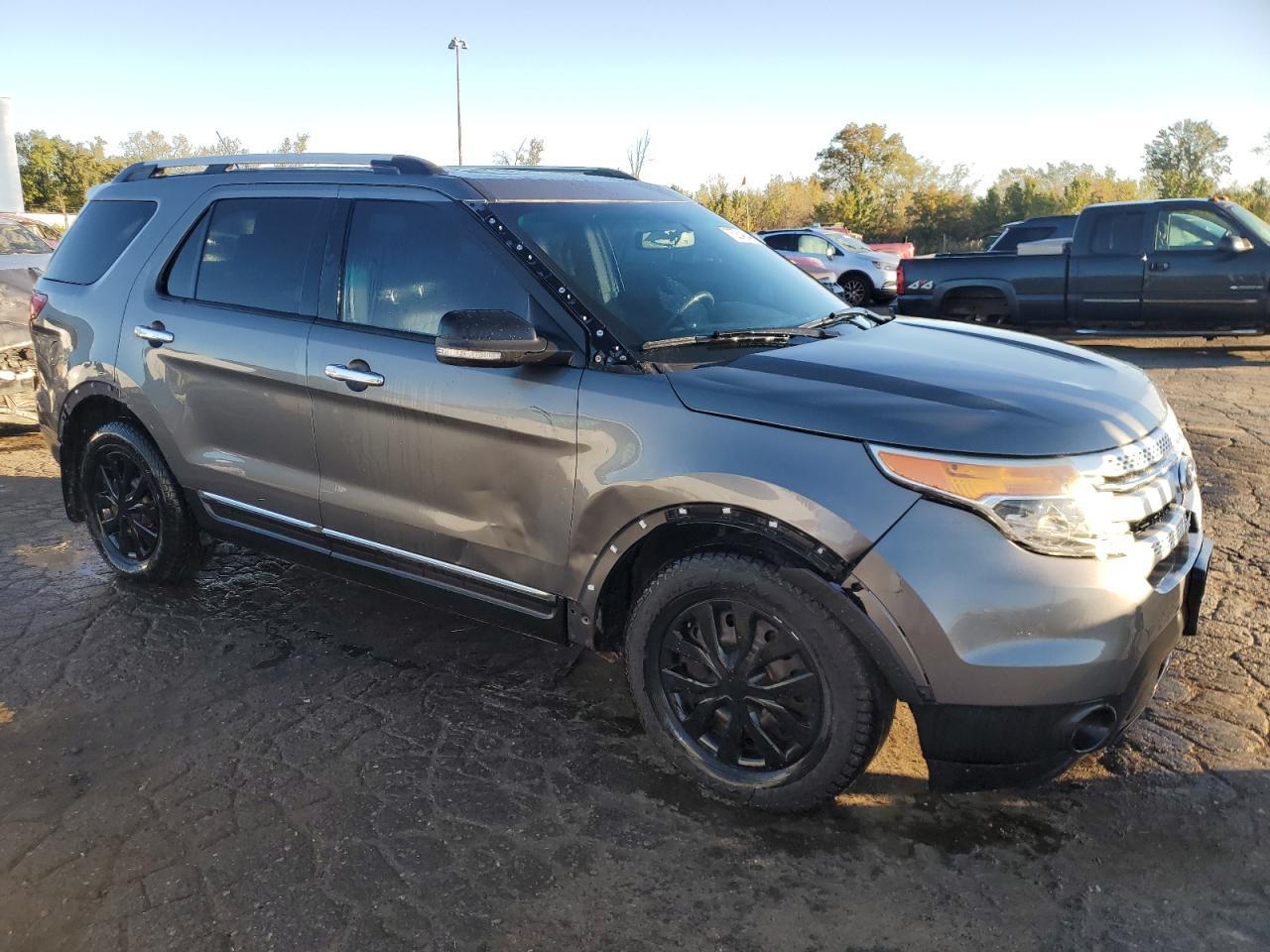 2013 FORD EXPLORER X - Image 4
