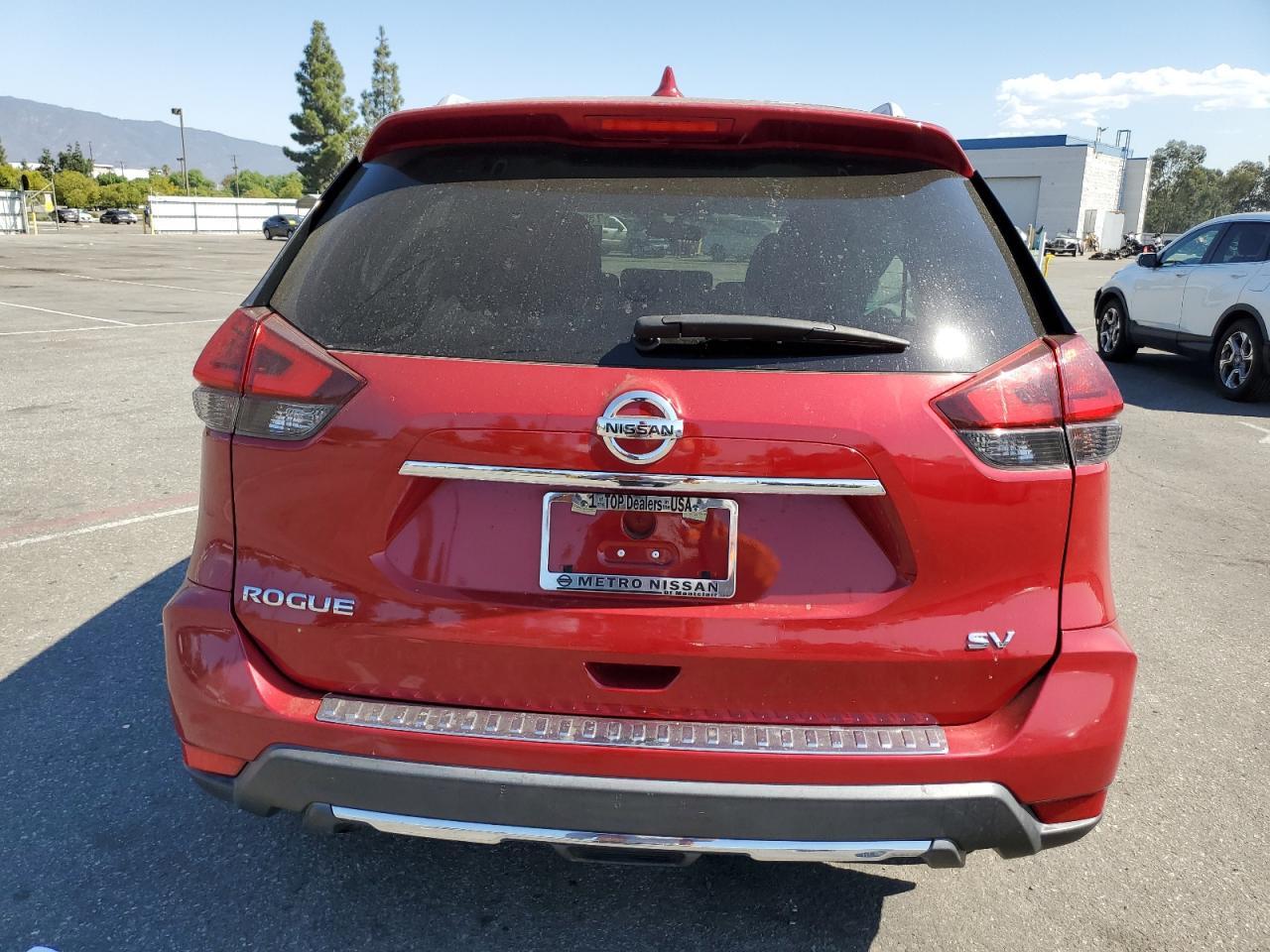 2017 NISSAN ROGUE SV - Фото 6