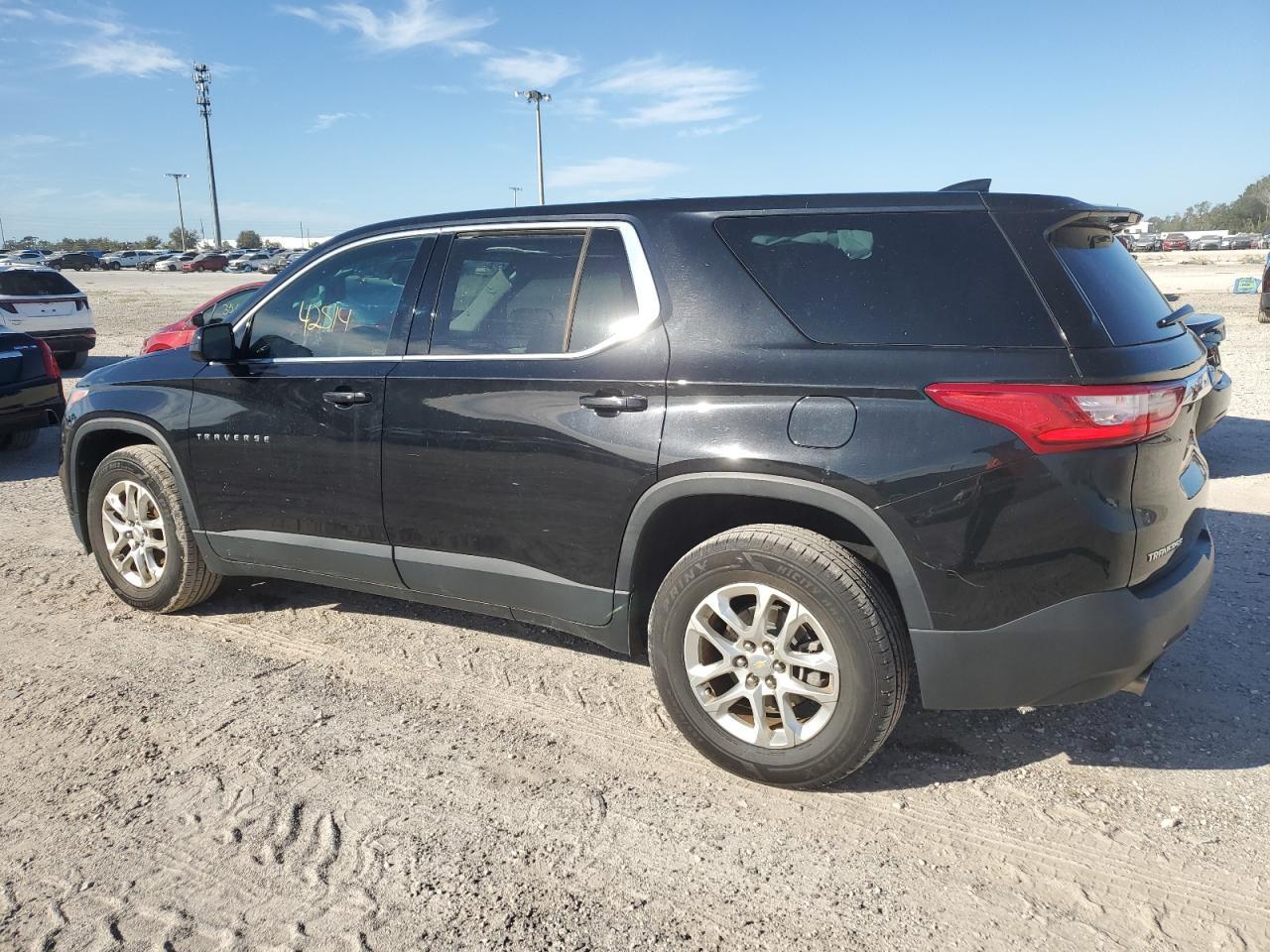 2020 CHEVROLET TRAVERSE L - Фото 2
