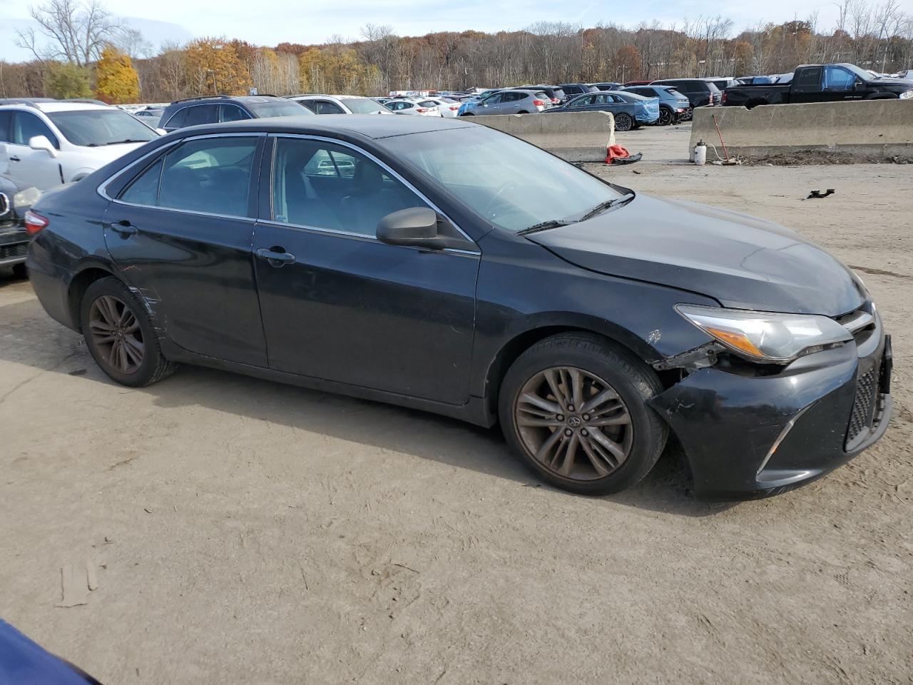 2017 TOYOTA CAMRY LE - Фото 4