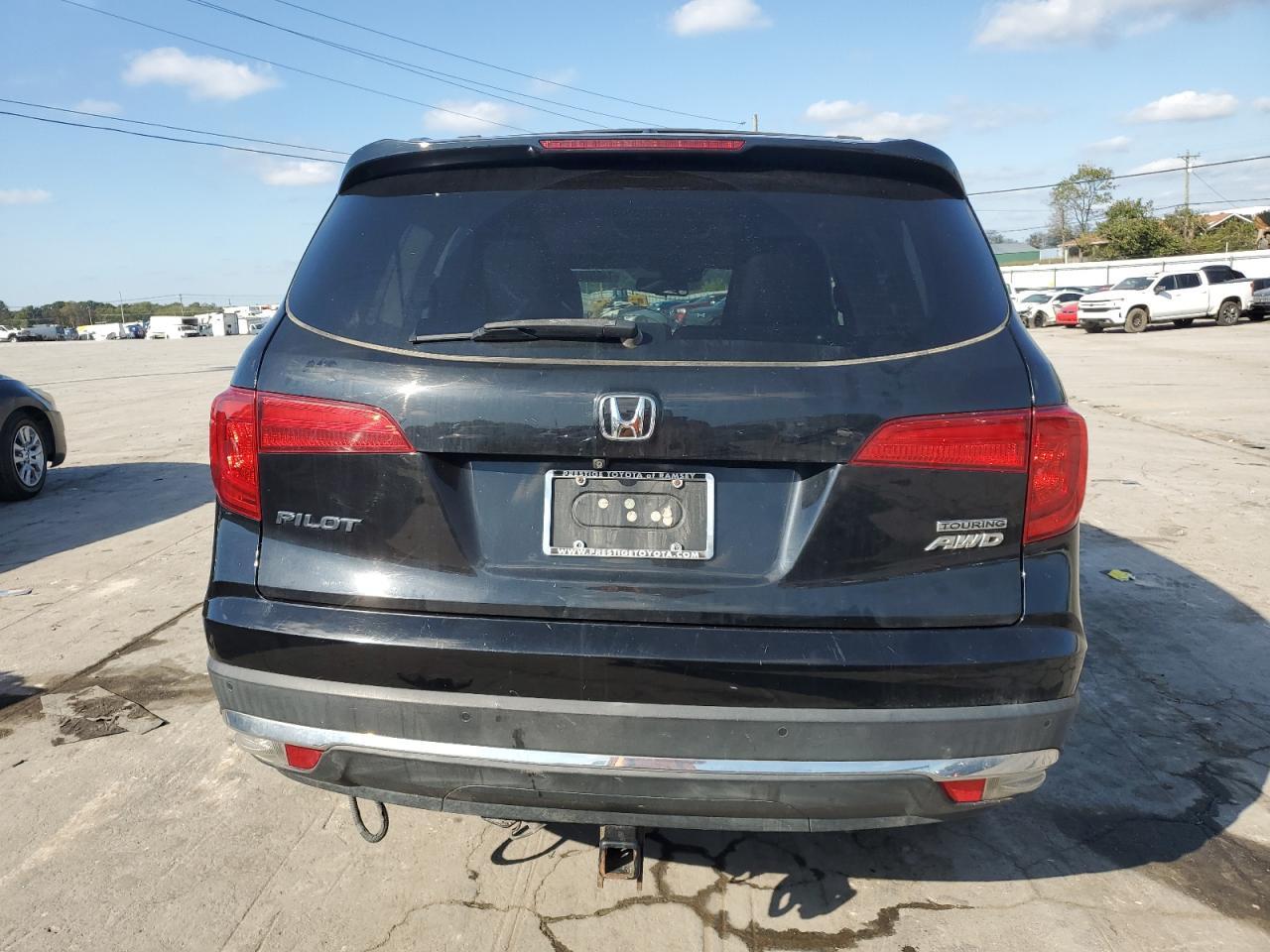 2017 HONDA PILOT EXL - Image 6