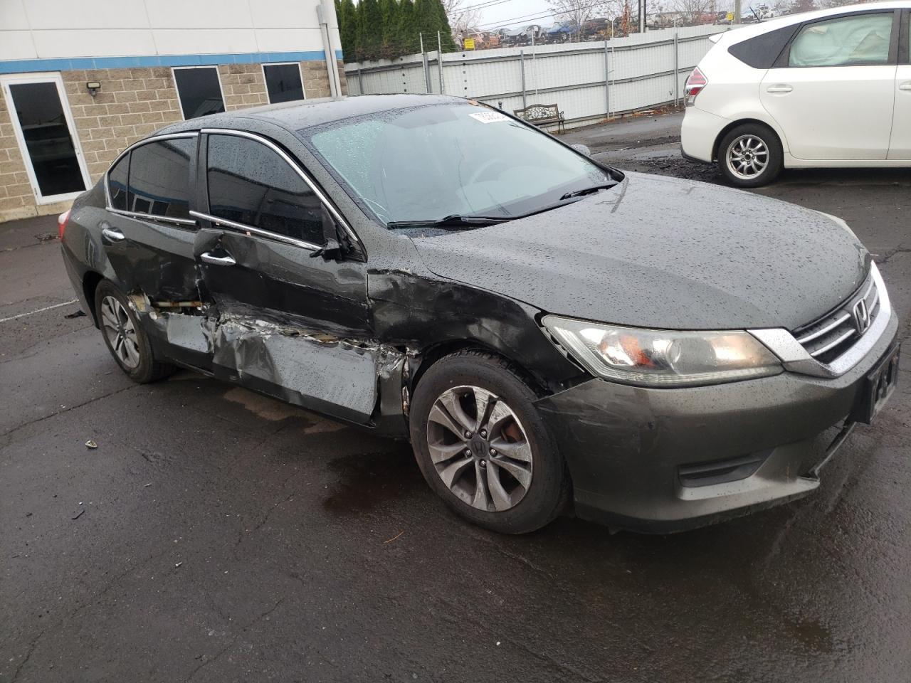 2014 HONDA ACCORD LX - Фото 4
