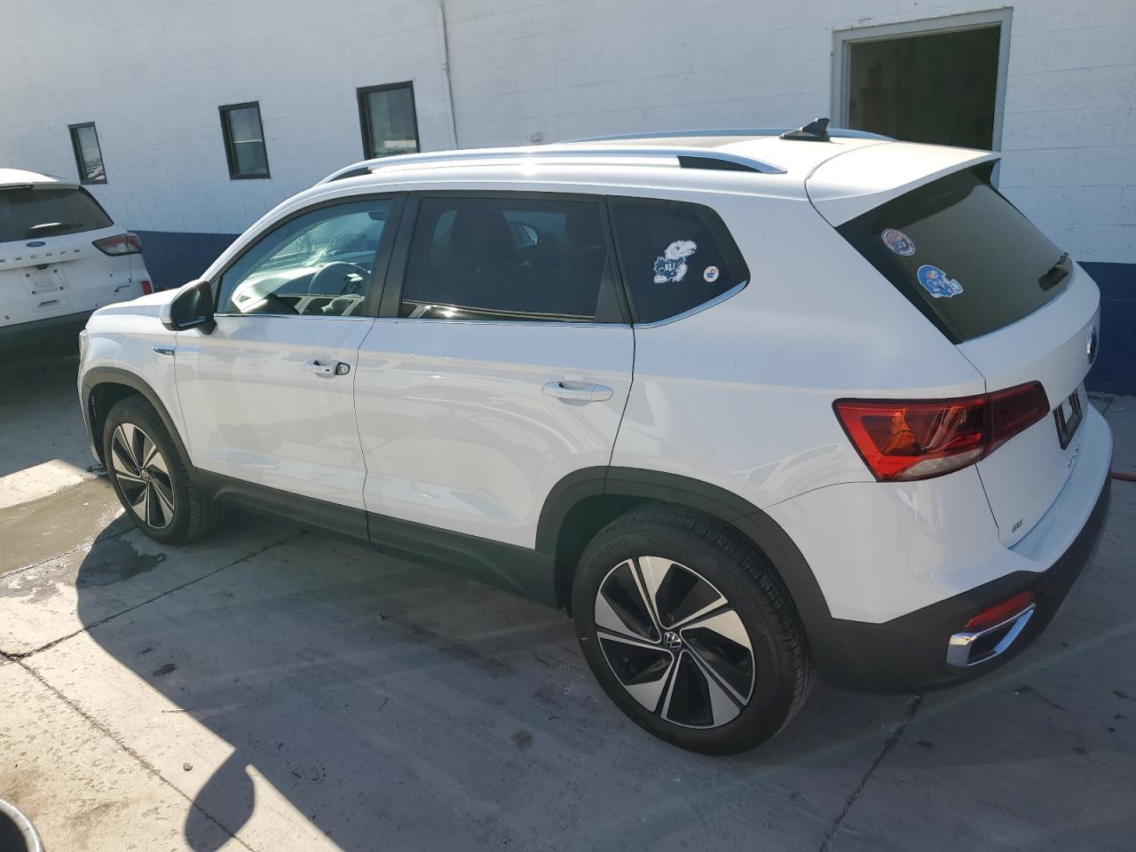 2023 VOLKSWAGEN TAOS SE - Image 2