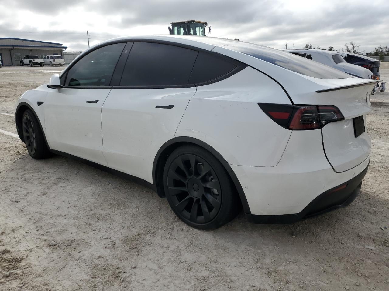 2022 TESLA MODEL Y - Image 2