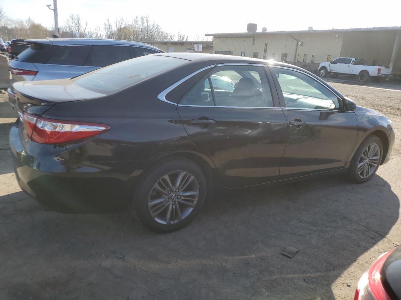 2017 TOYOTA CAMRY LE - Image 3