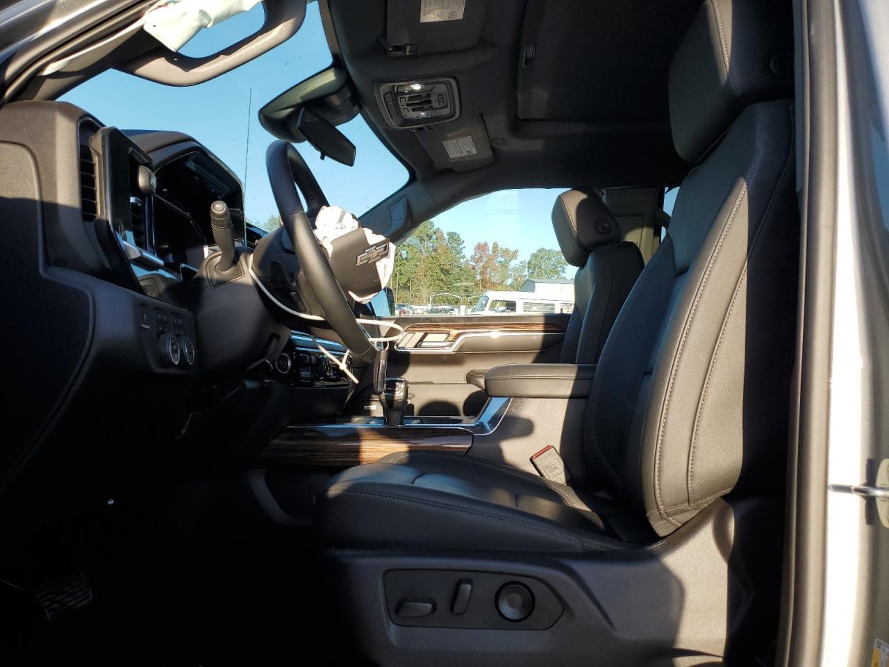 2024 CHEVROLET SILVERADO - Image 7