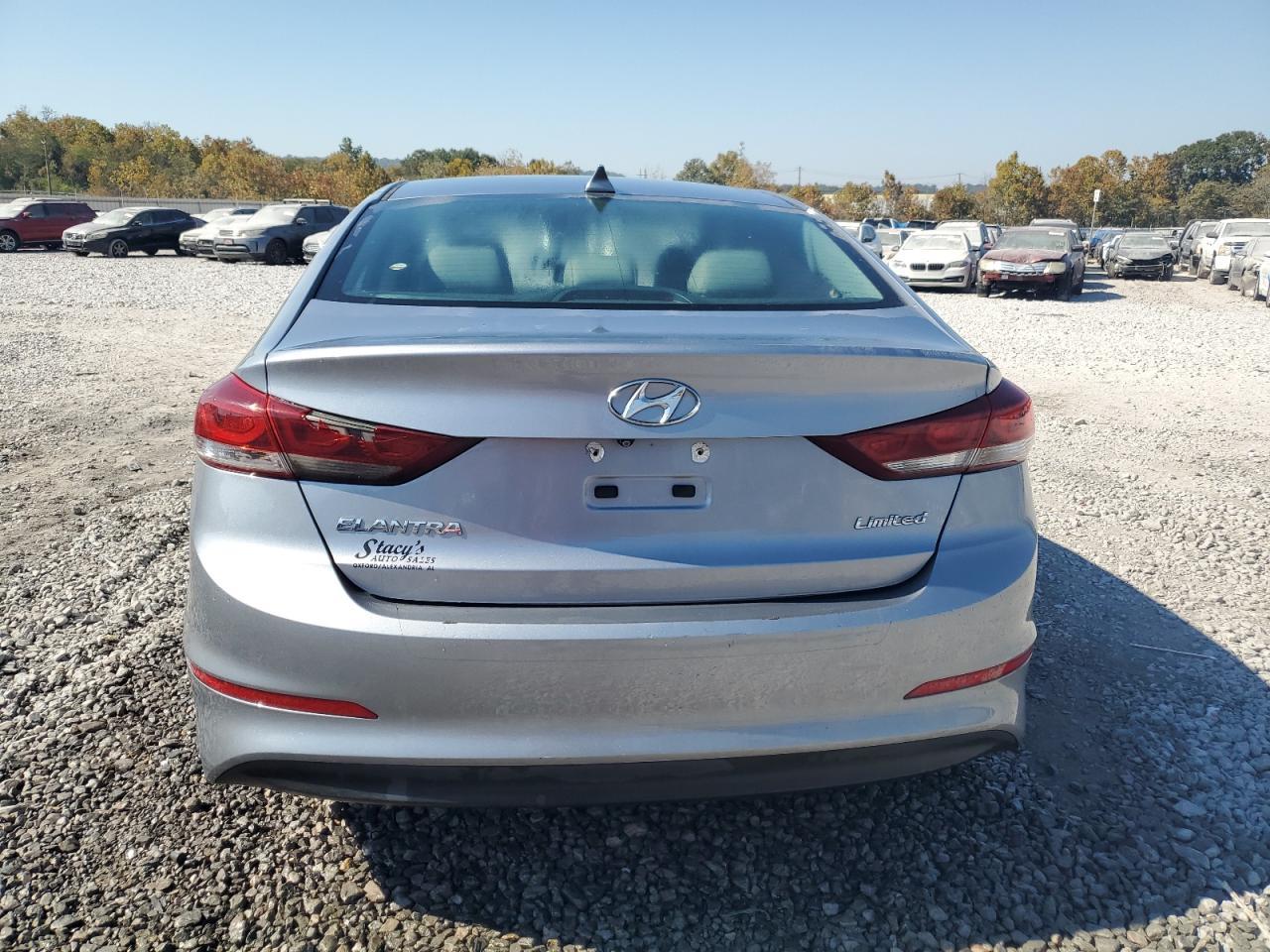 2017 HYUNDAI ELANTRA SE - Фото 6