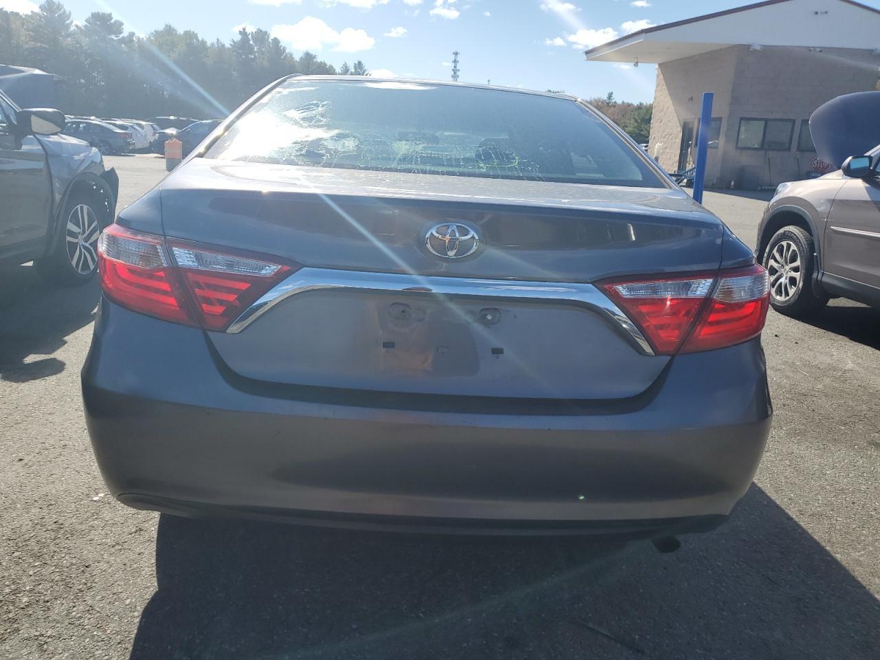 2016 TOYOTA CAMRY LE - Image 6