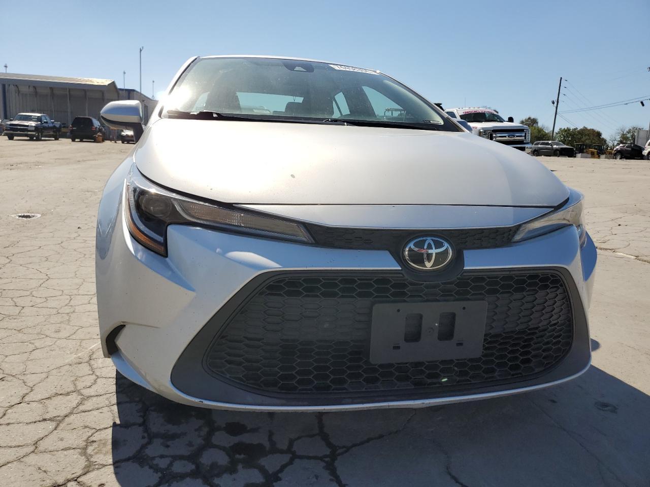 2021 TOYOTA COROLLA LE - Фото 5