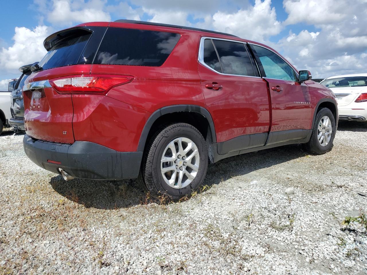 2021 CHEVROLET TRAVERSE L - Фото 3