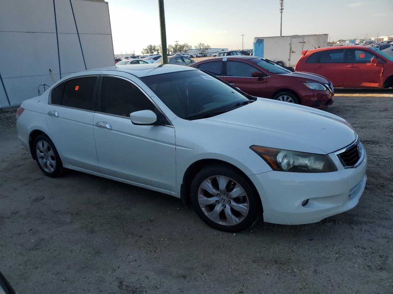 2010 HONDA ACCORD EXL - Image 4