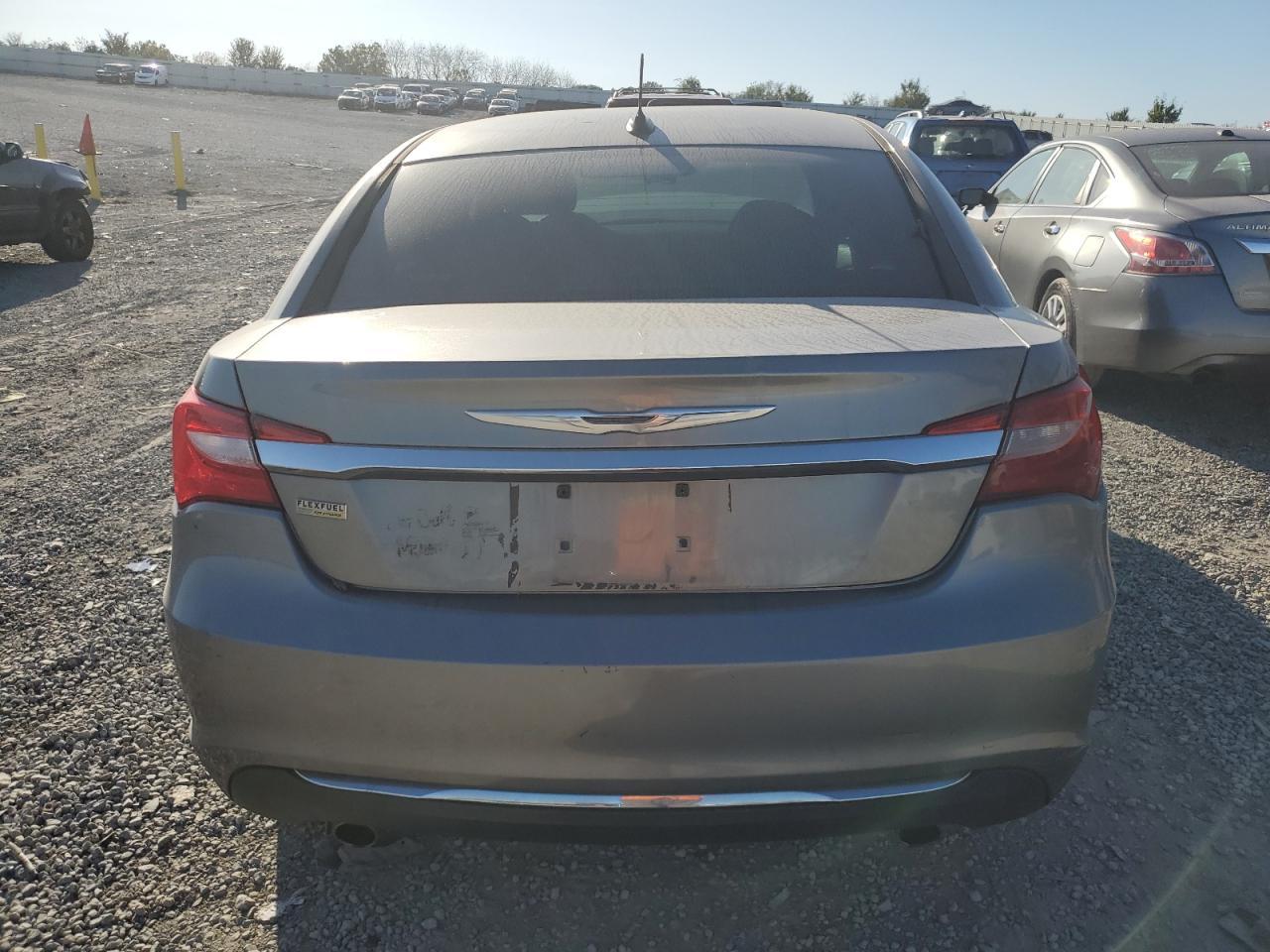 2012 CHRYSLER 200 TOURIN - Фото 6