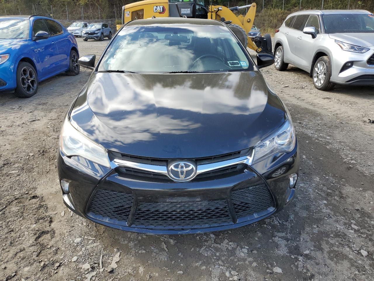 2017 TOYOTA CAMRY LE - Фото 5