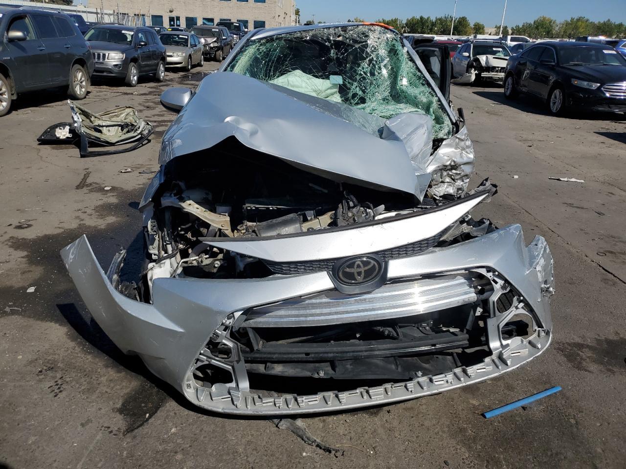 2021 TOYOTA COROLLA LE - Фото 5