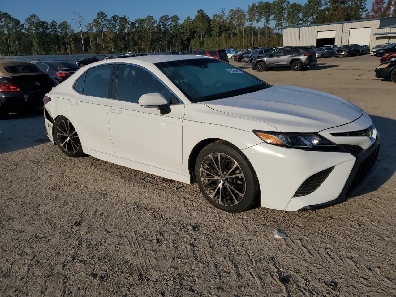 2018 TOYOTA CAMRY L - Image 4