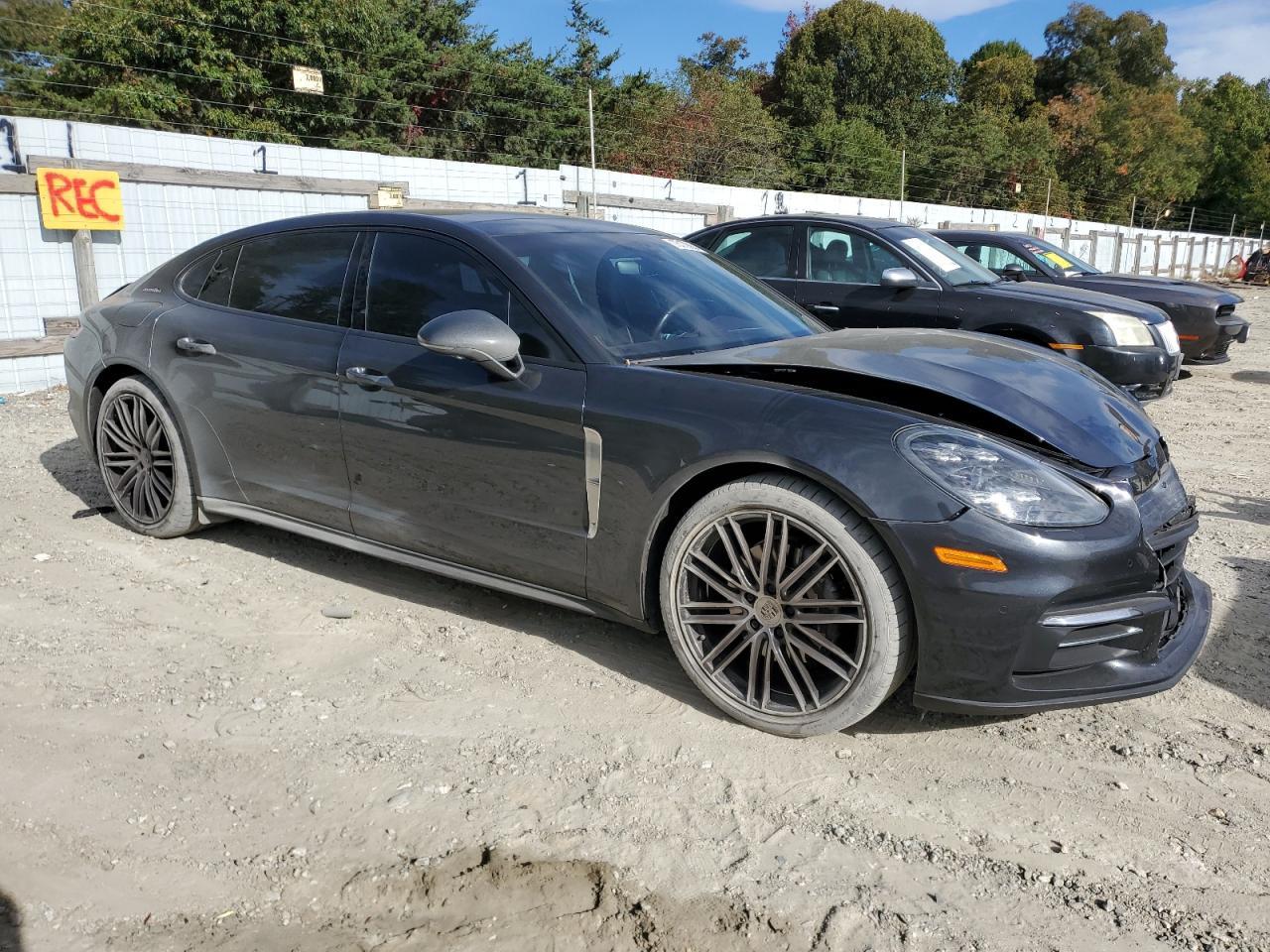 2018 PORSCHE PANAMERA 4 - Image 4