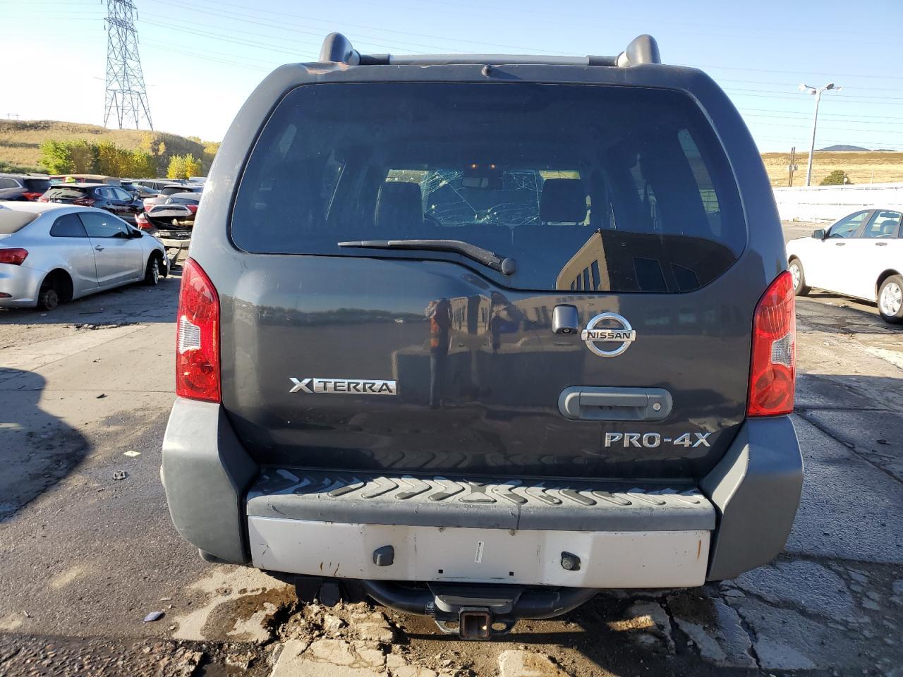 2013 NISSAN XTERRA X - Image 6