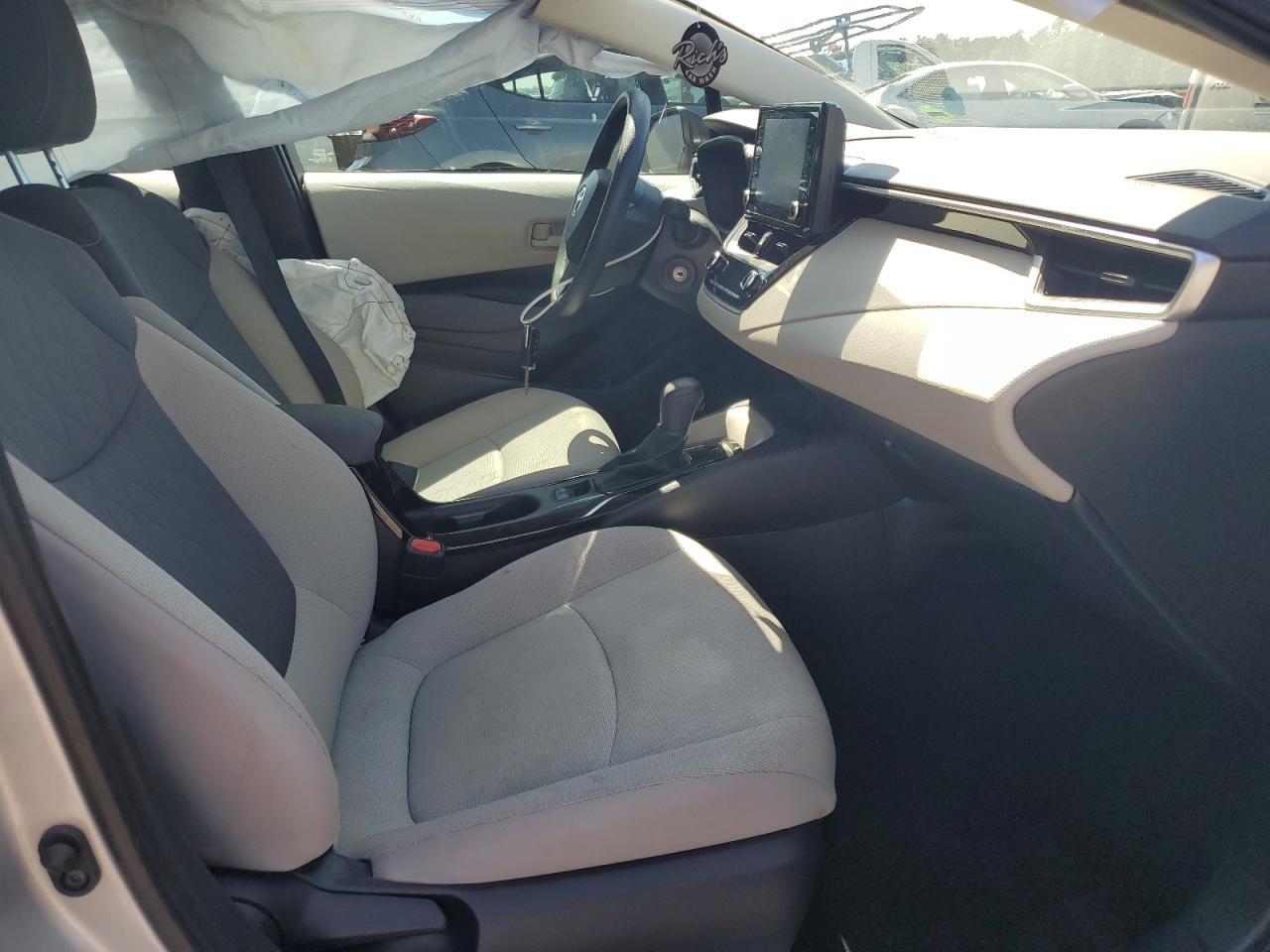 2022 TOYOTA COROLLA LE - Image 7