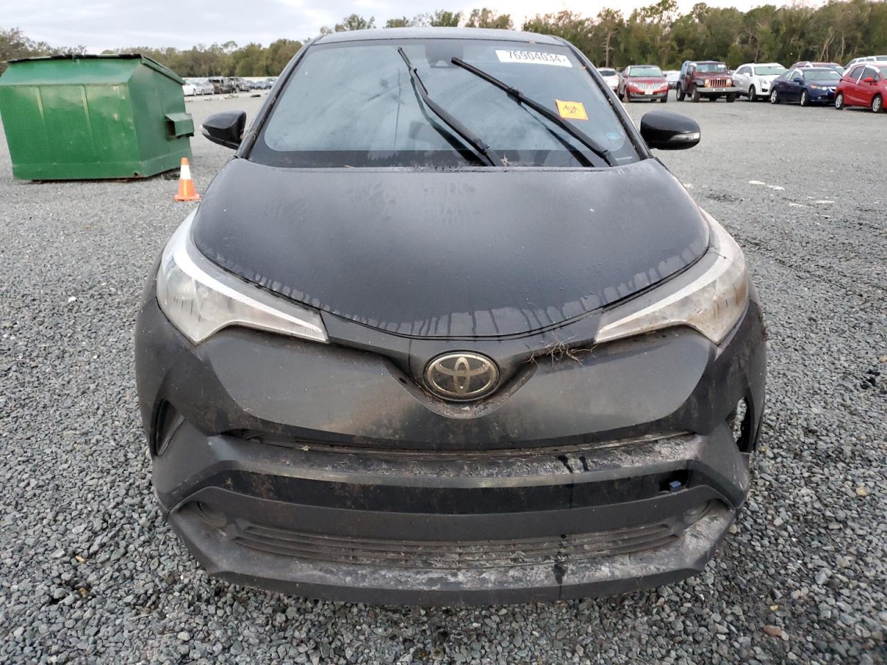 2019 TOYOTA C-HR XLE - Фото 5