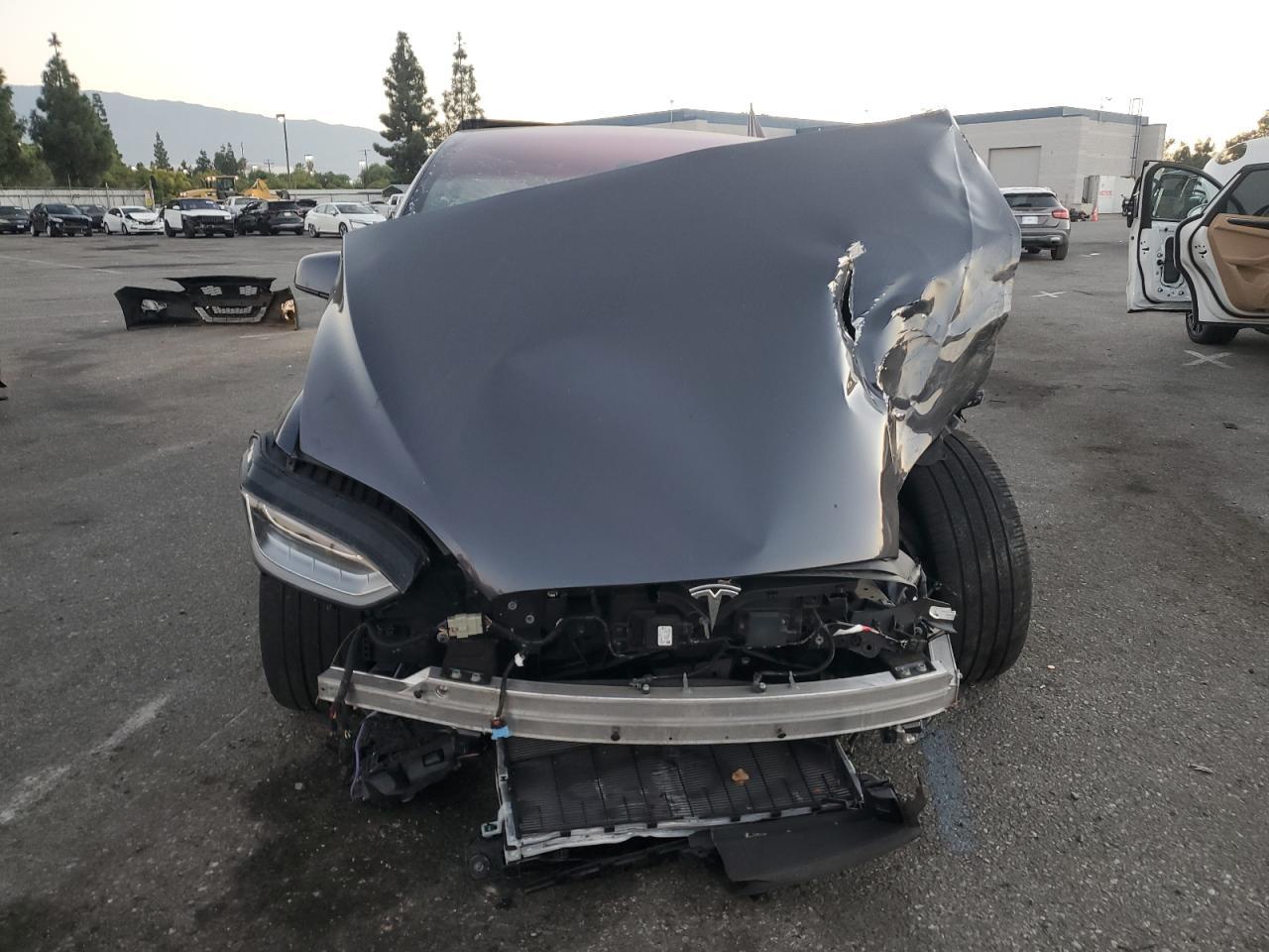 2023 TESLA MODEL X - Image 5