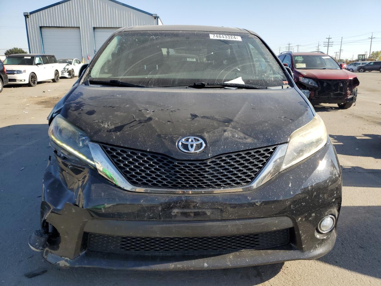 2015 TOYOTA SIENNA SPO - Фото 5