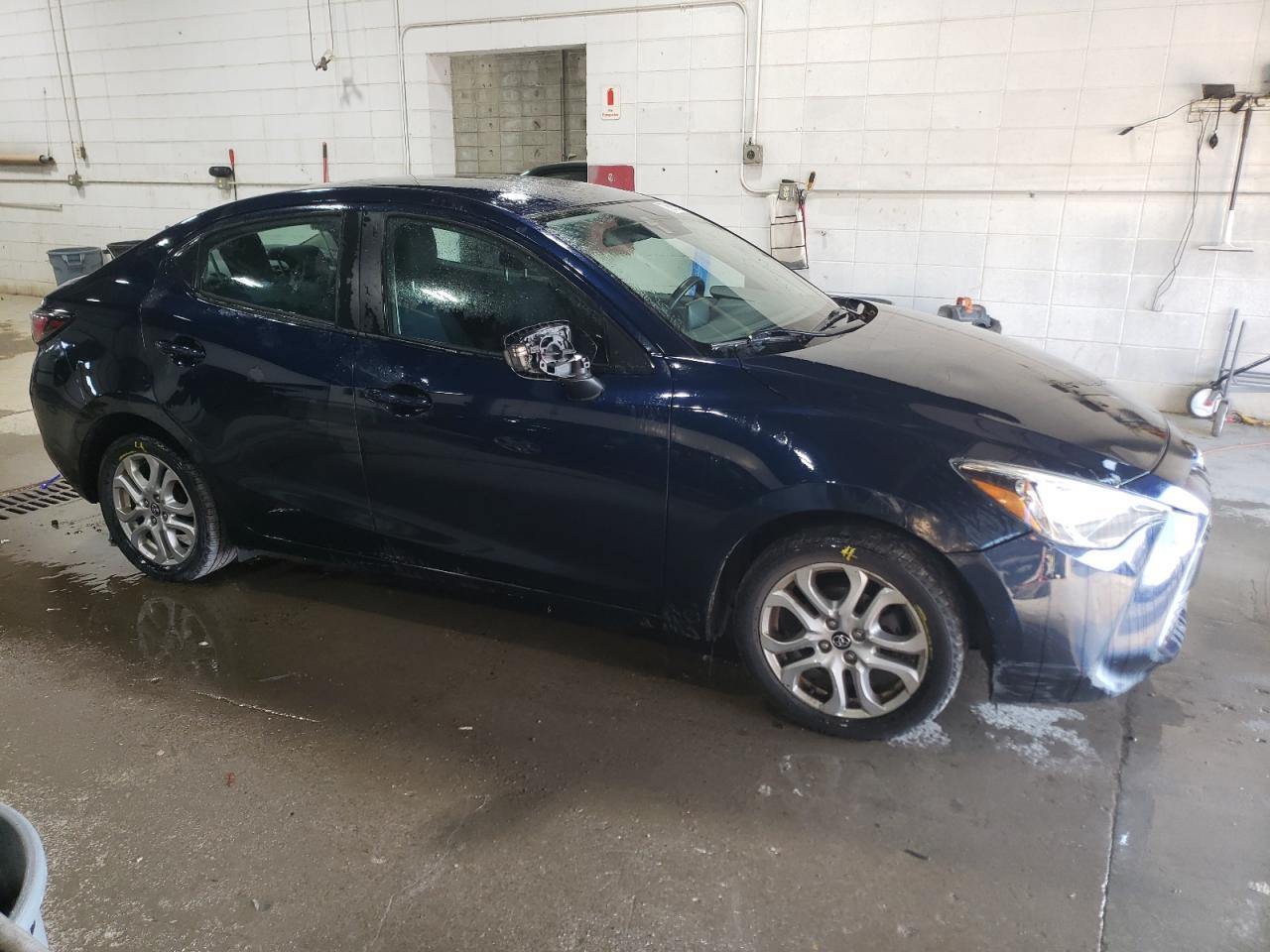 2017 TOYOTA YARIS IA - Фото 4