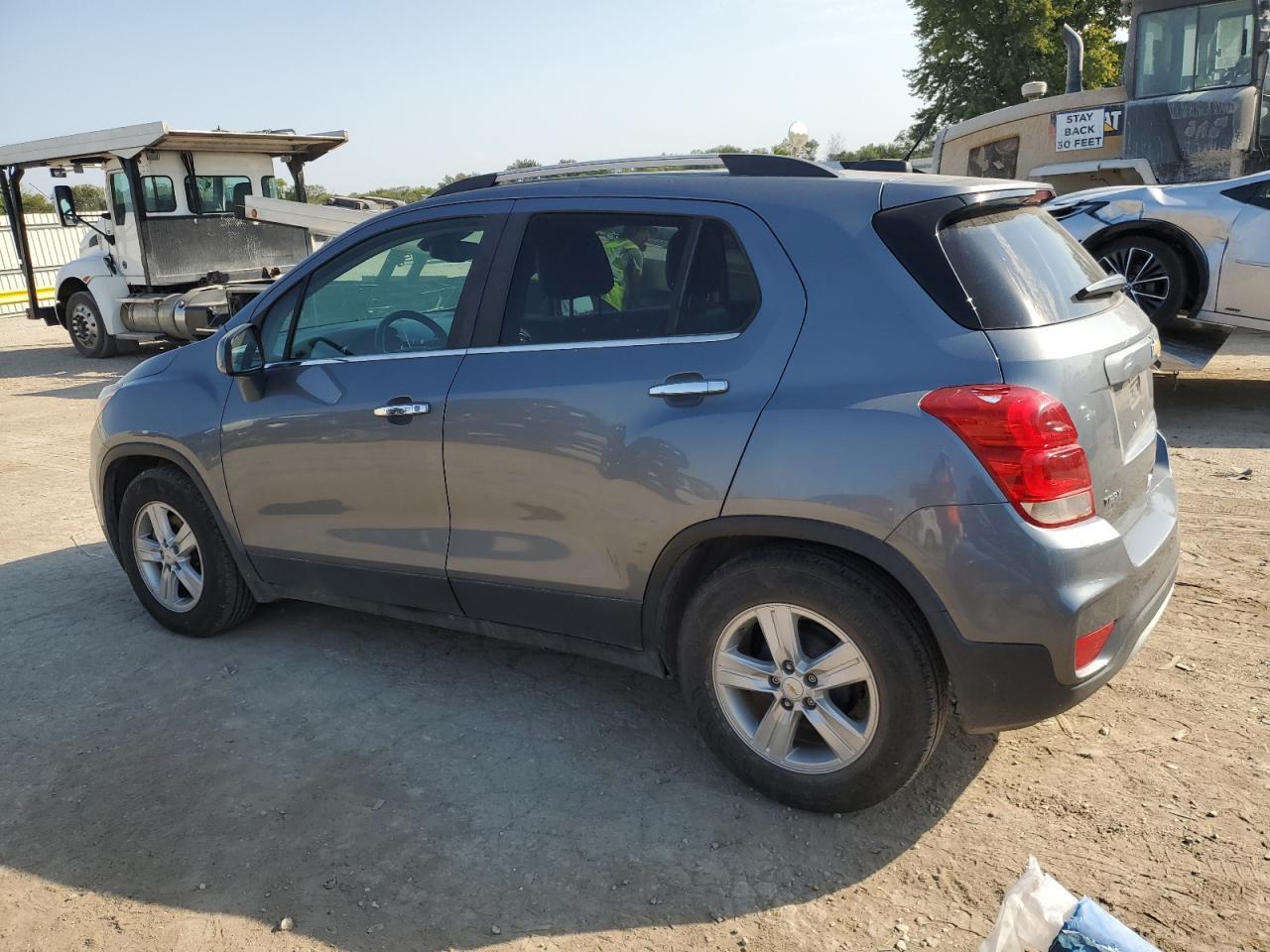 2019 CHEVROLET TRAX 1LT - Фото 2