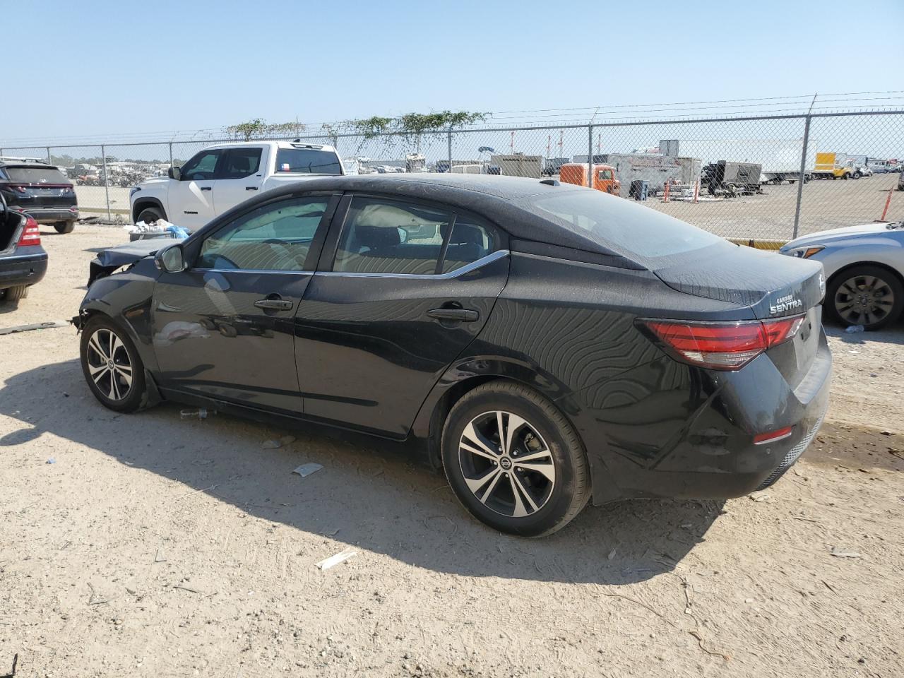 2020 NISSAN SENTRA SV - Фото 2