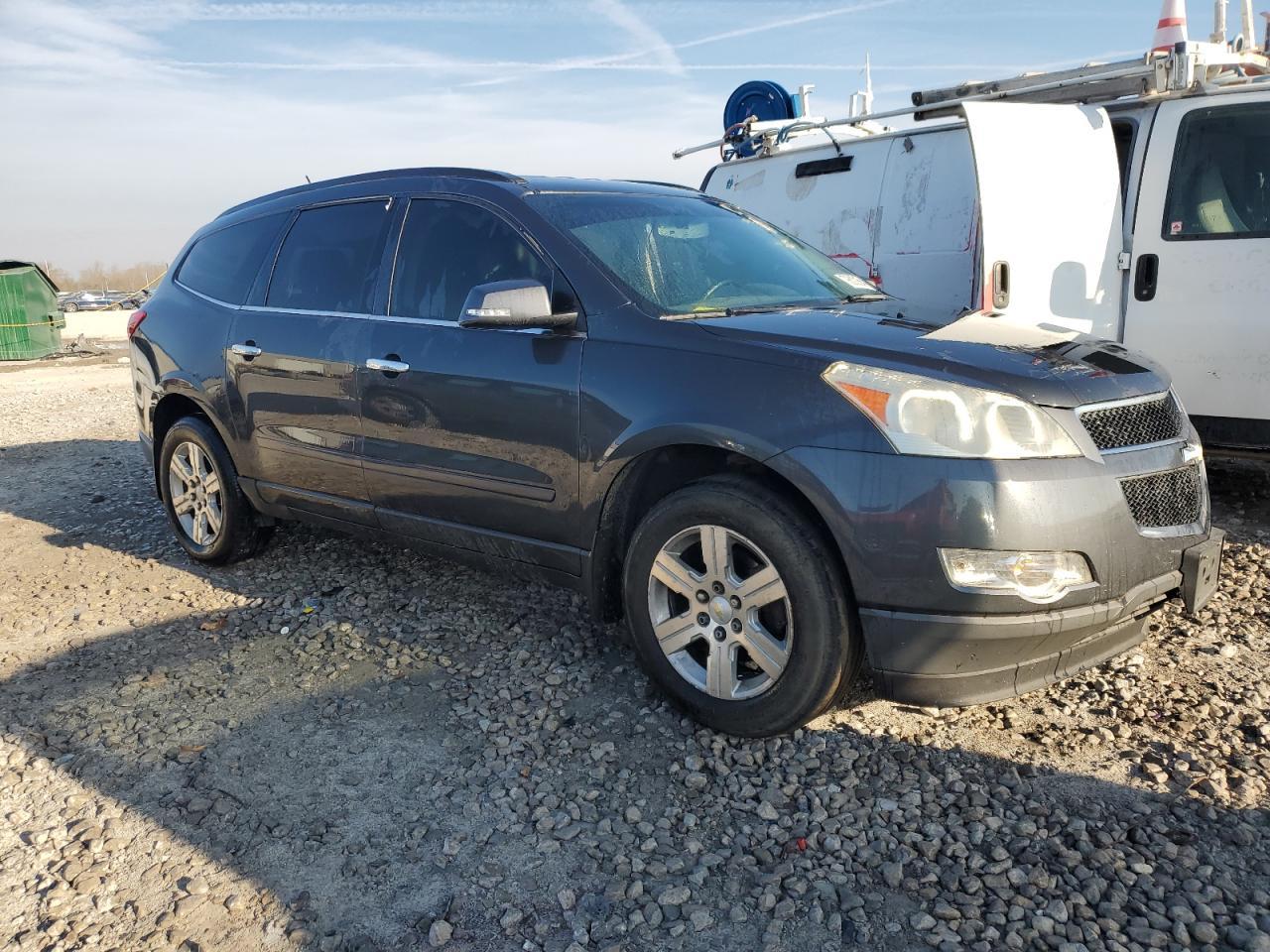 2011 CHEVROLET TRAVERSE L - Image 4