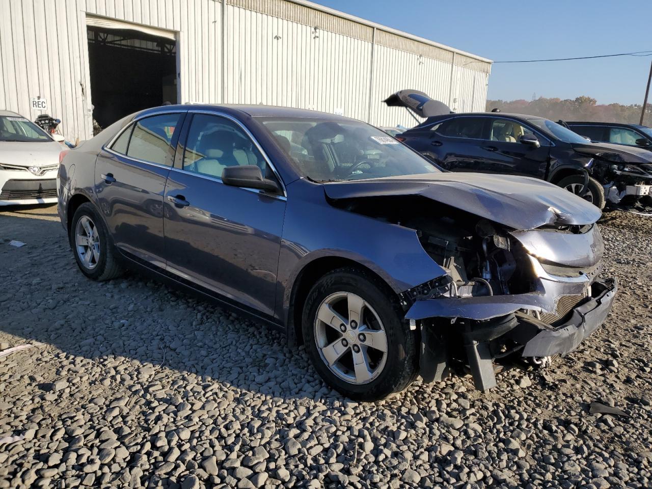 2015 CHEVROLET MALIBU LS - Image 4