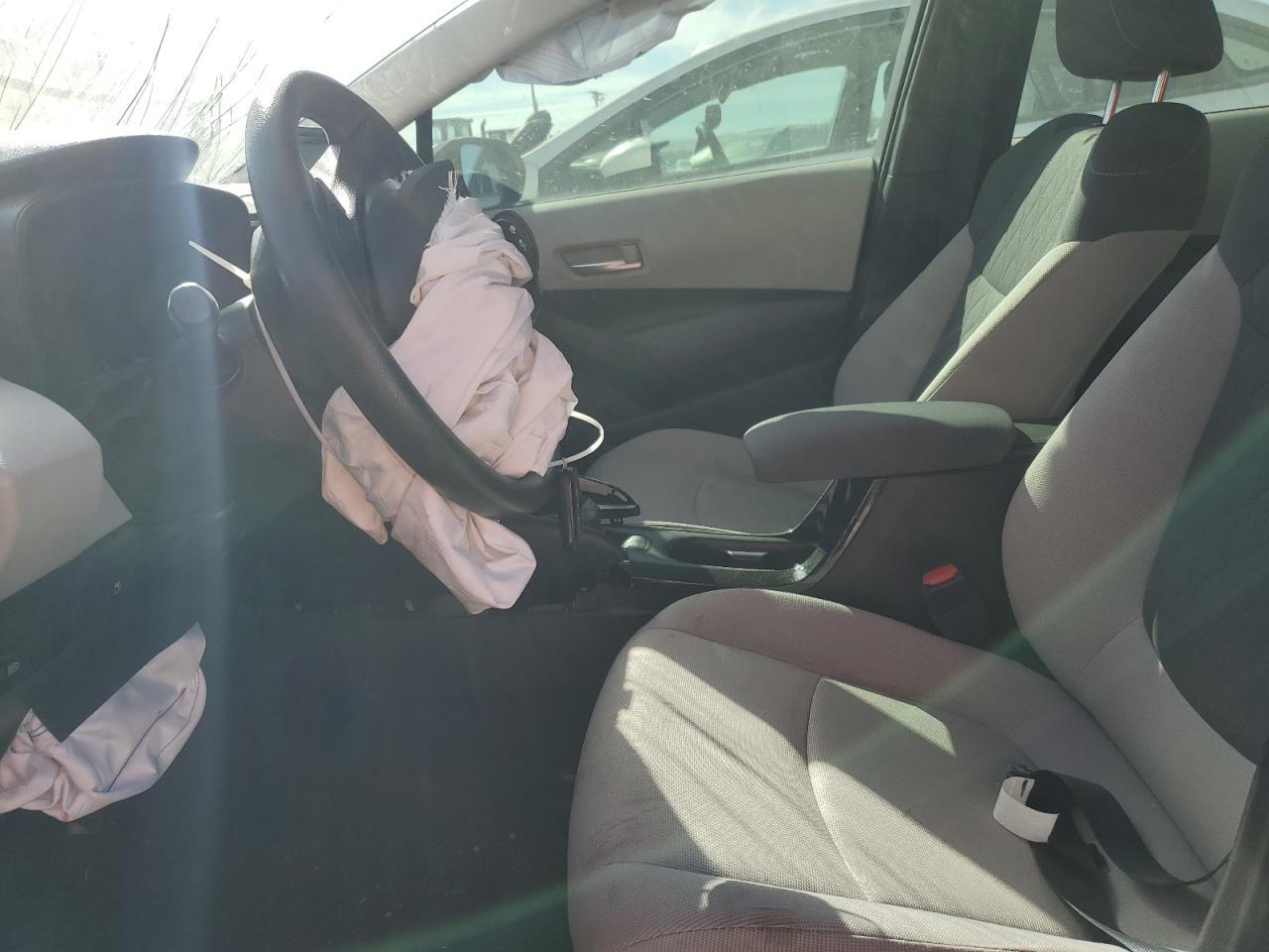 2021 TOYOTA COROLLA LE - Фото 7