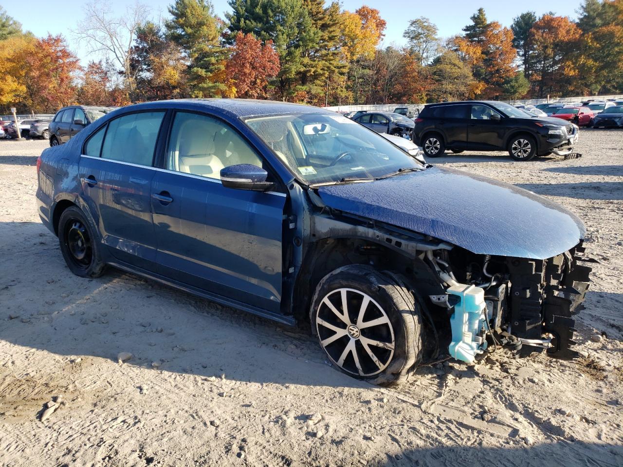 2017 VOLKSWAGEN JETTA SE - Image 4
