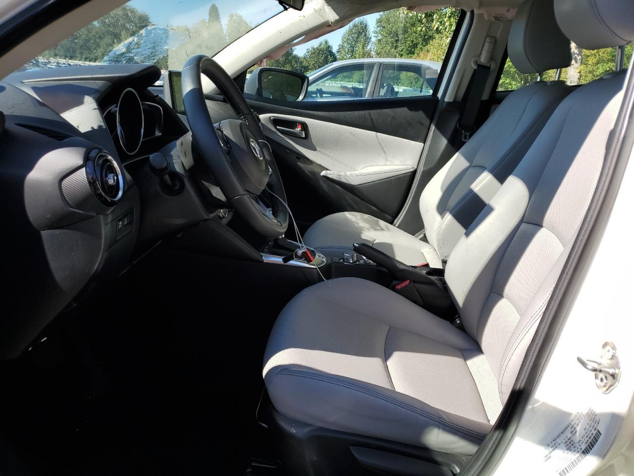 2020 TOYOTA YARIS LE - Image 7